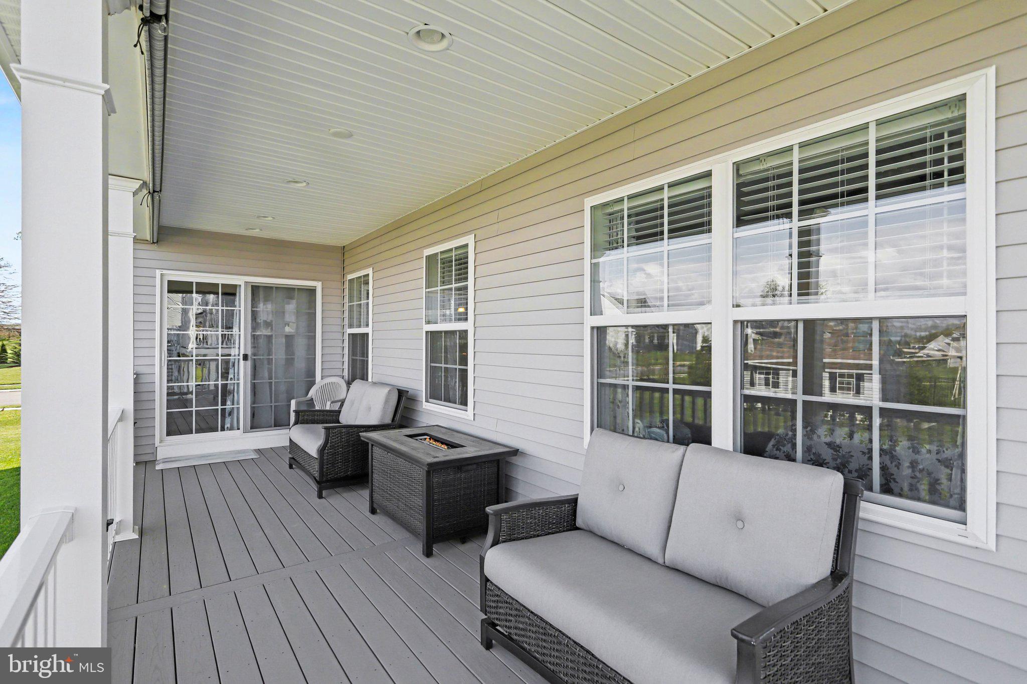 HAMILTON'S OVERLOOK - Residential