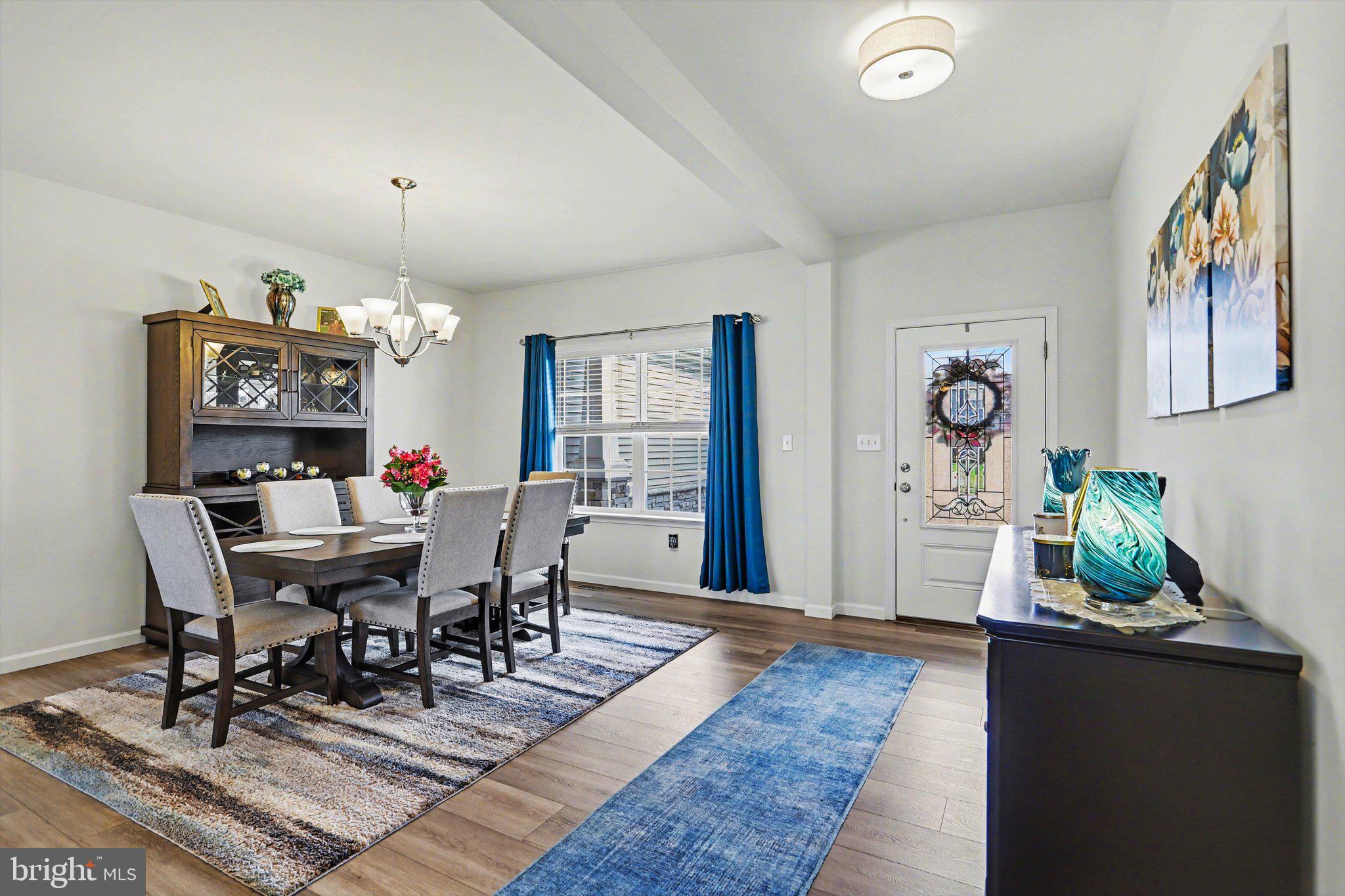 HAMILTON'S OVERLOOK - Residential