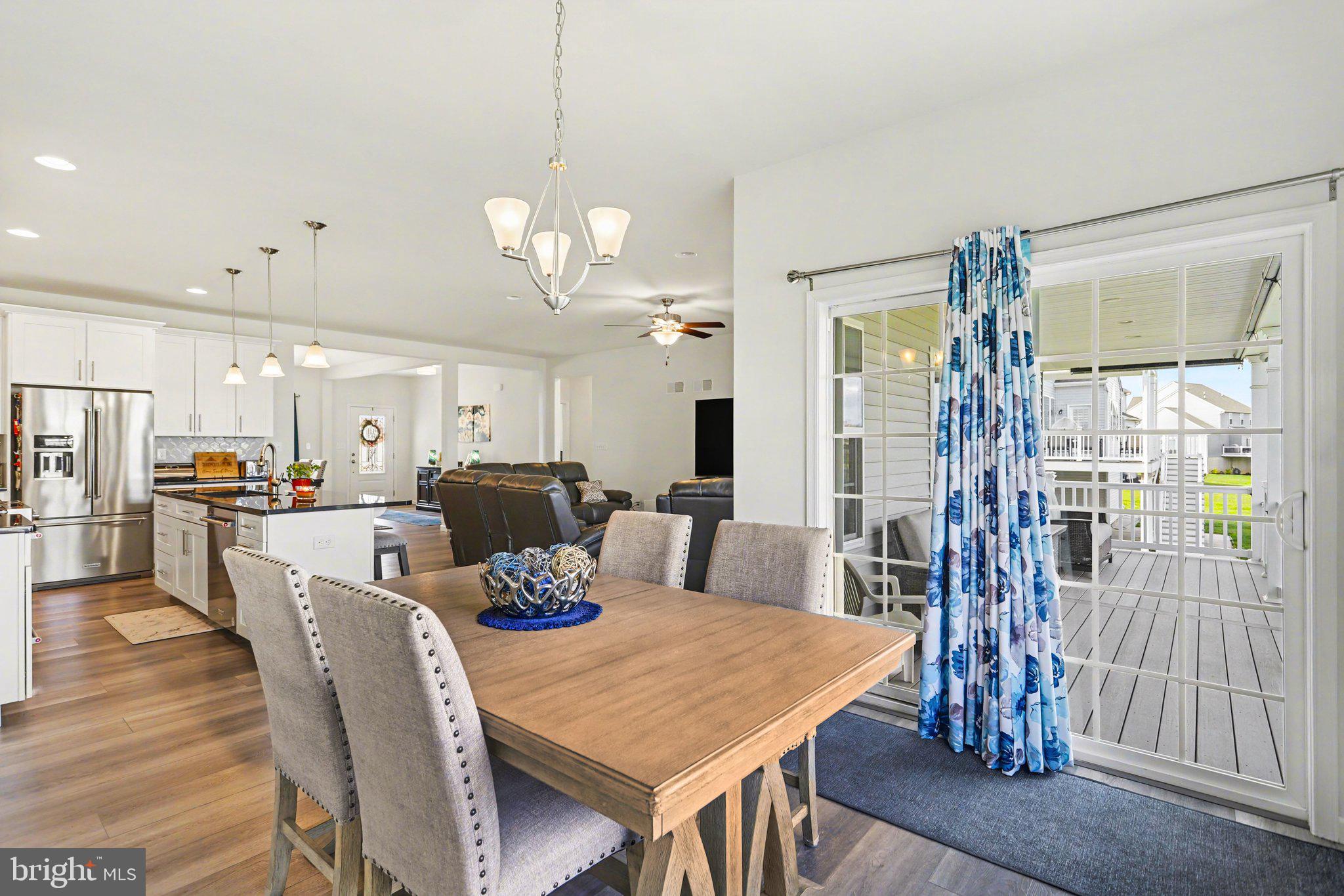 HAMILTON'S OVERLOOK - Residential