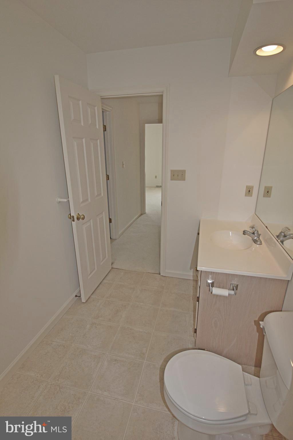 STAFFORDSHIRE - Residential