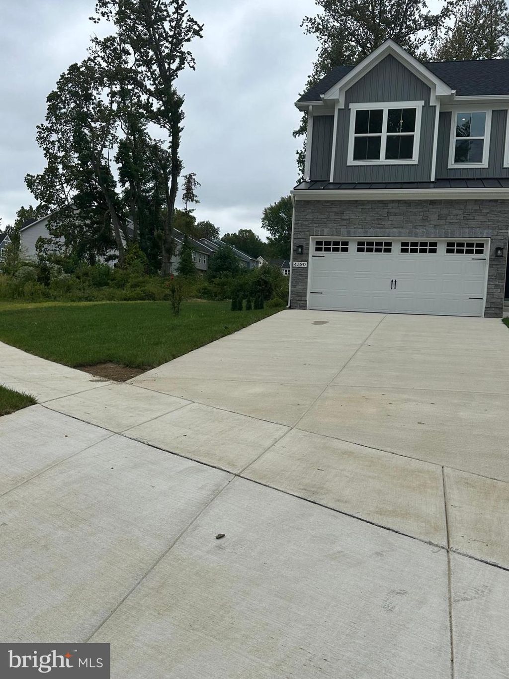 Photo of 4390 Reusch Circle, NEW CASTLE, DE 19720 (MLS # DENC2090546)