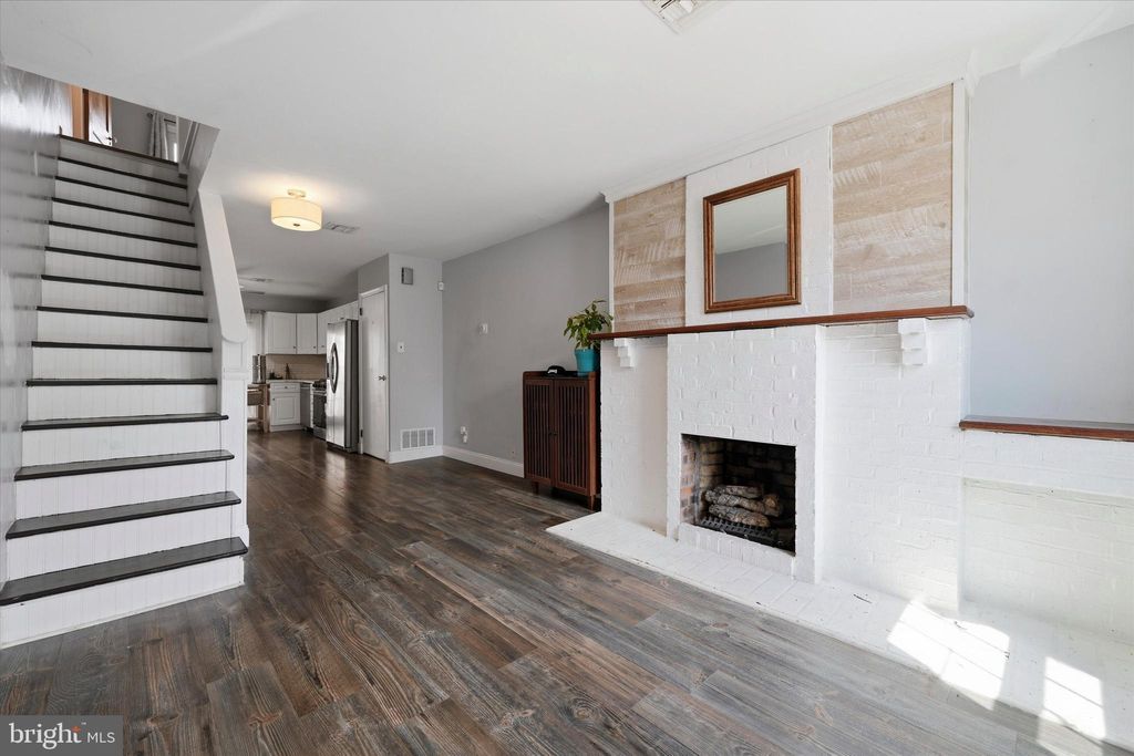 Photo of 533 Titan Street, PHILADELPHIA, PA 19147 (MLS # PAPH2610014)