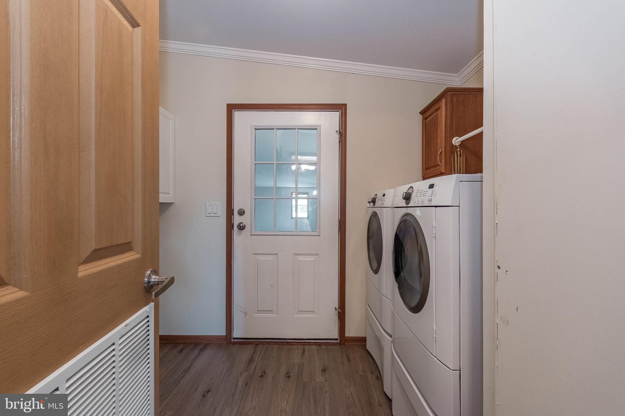 RED BARN - Residential