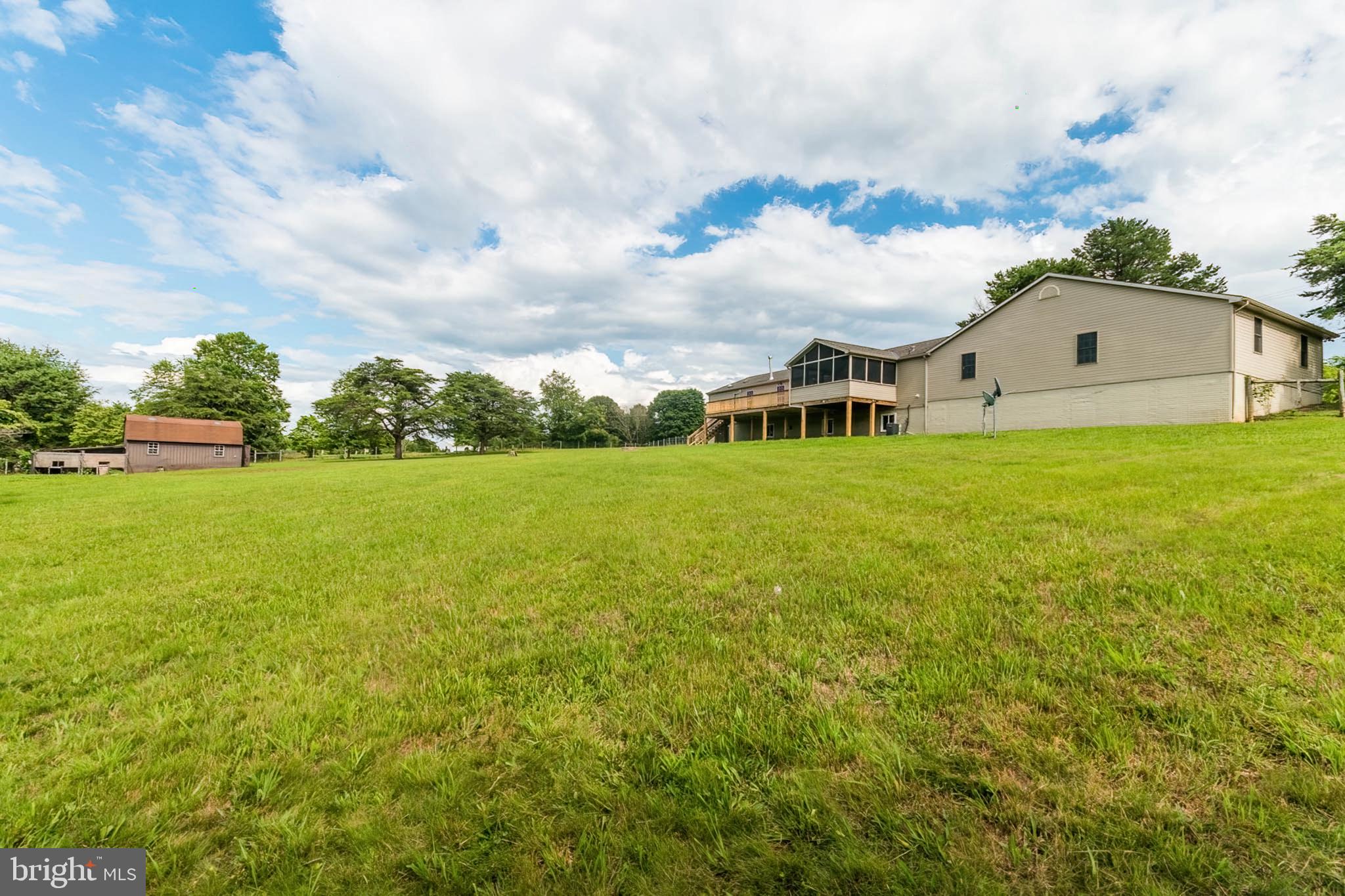 RED BARN - Residential
