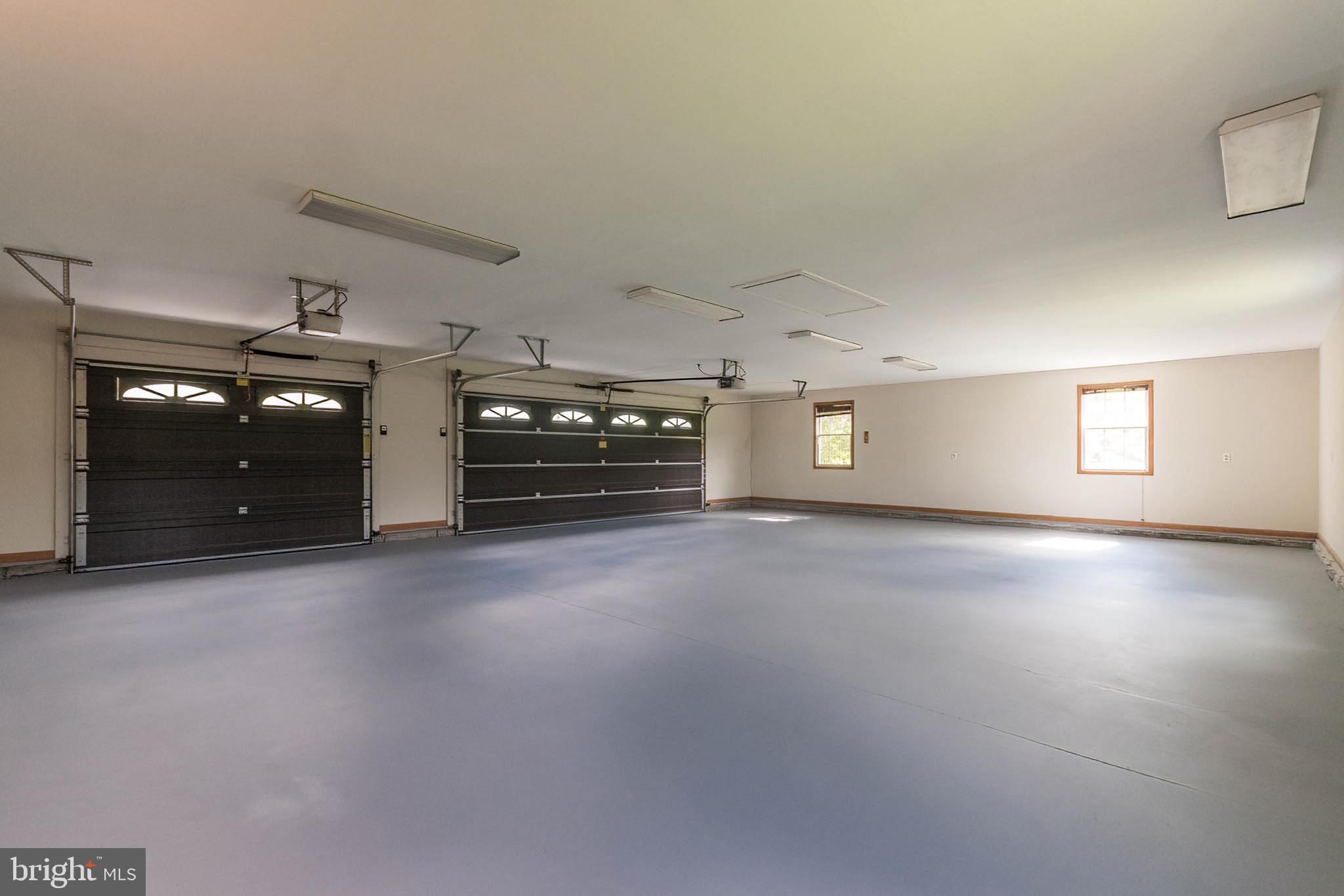 RED BARN - Residential