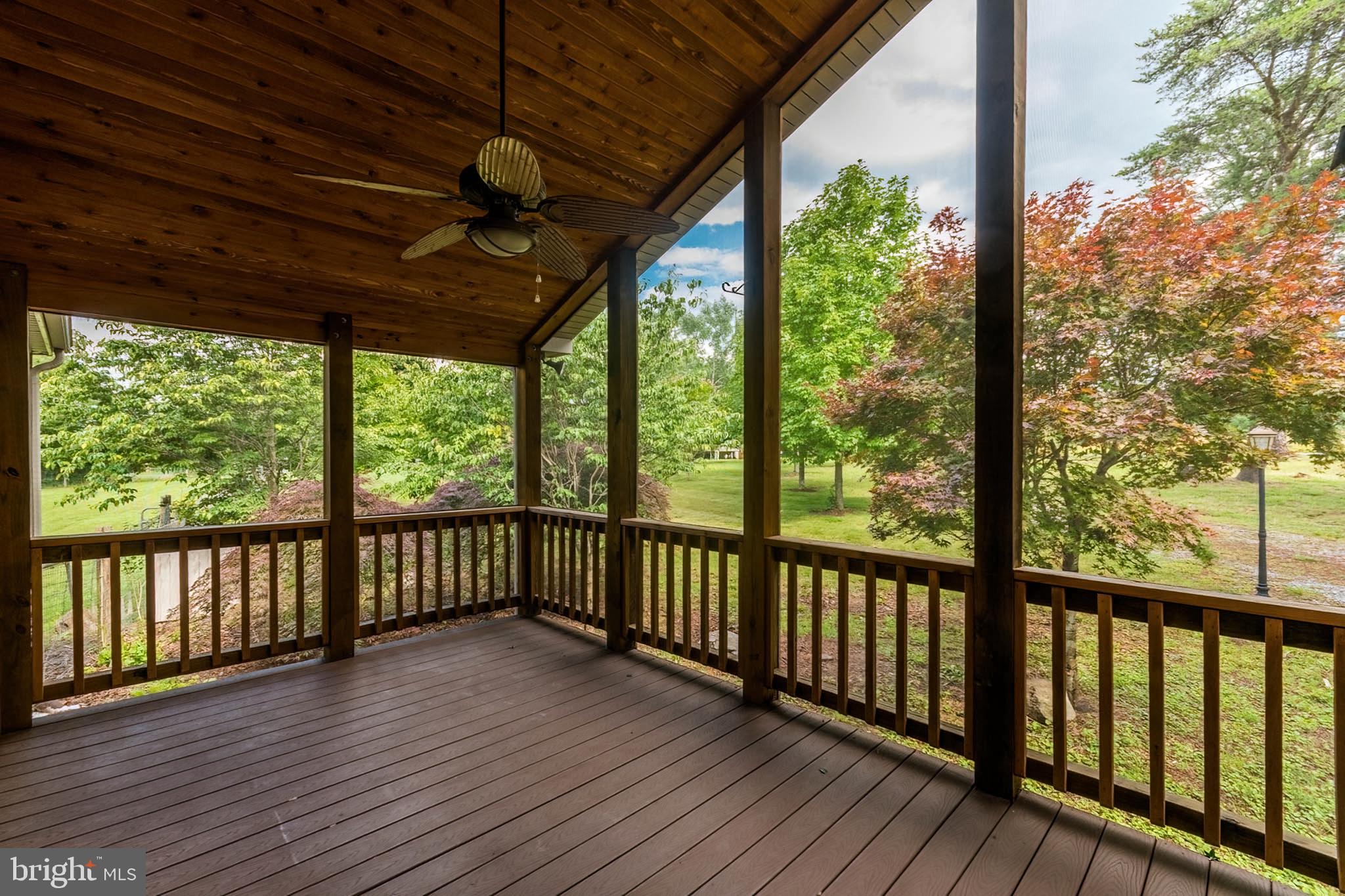 RED BARN - Residential