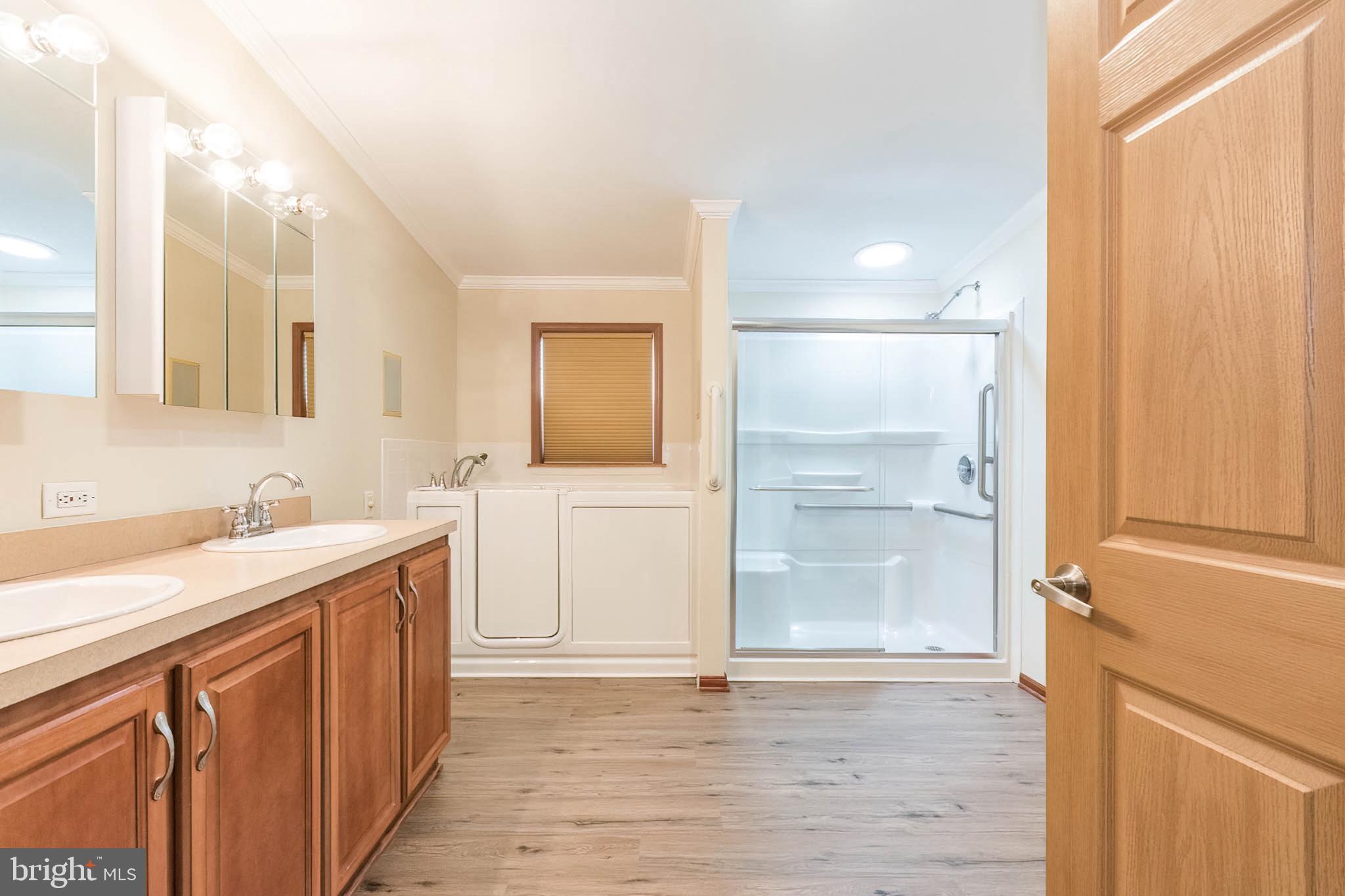 RED BARN - Residential