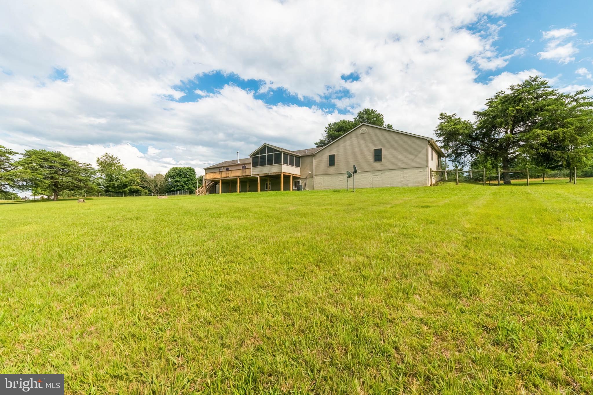 RED BARN - Residential