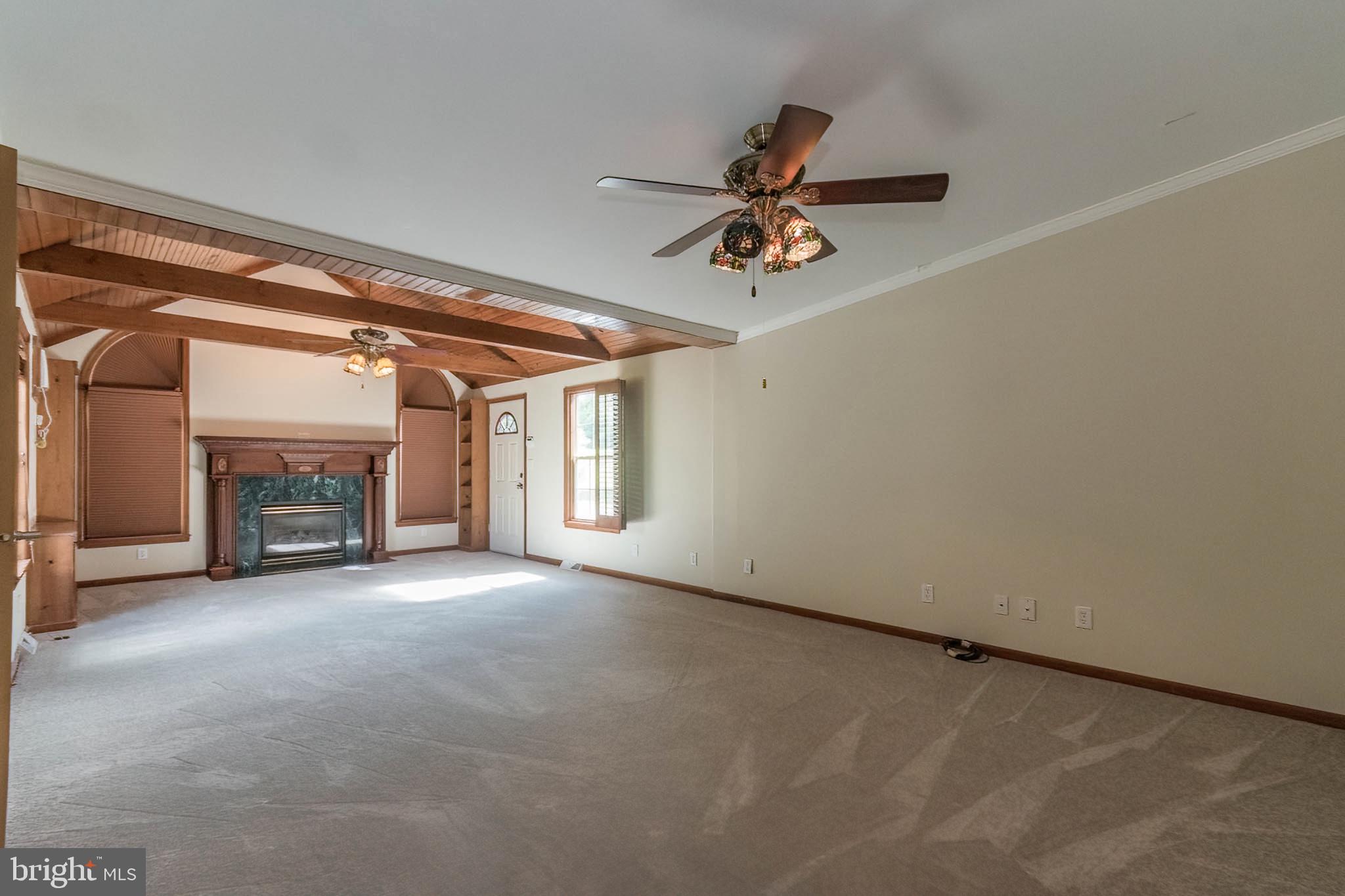 RED BARN - Residential