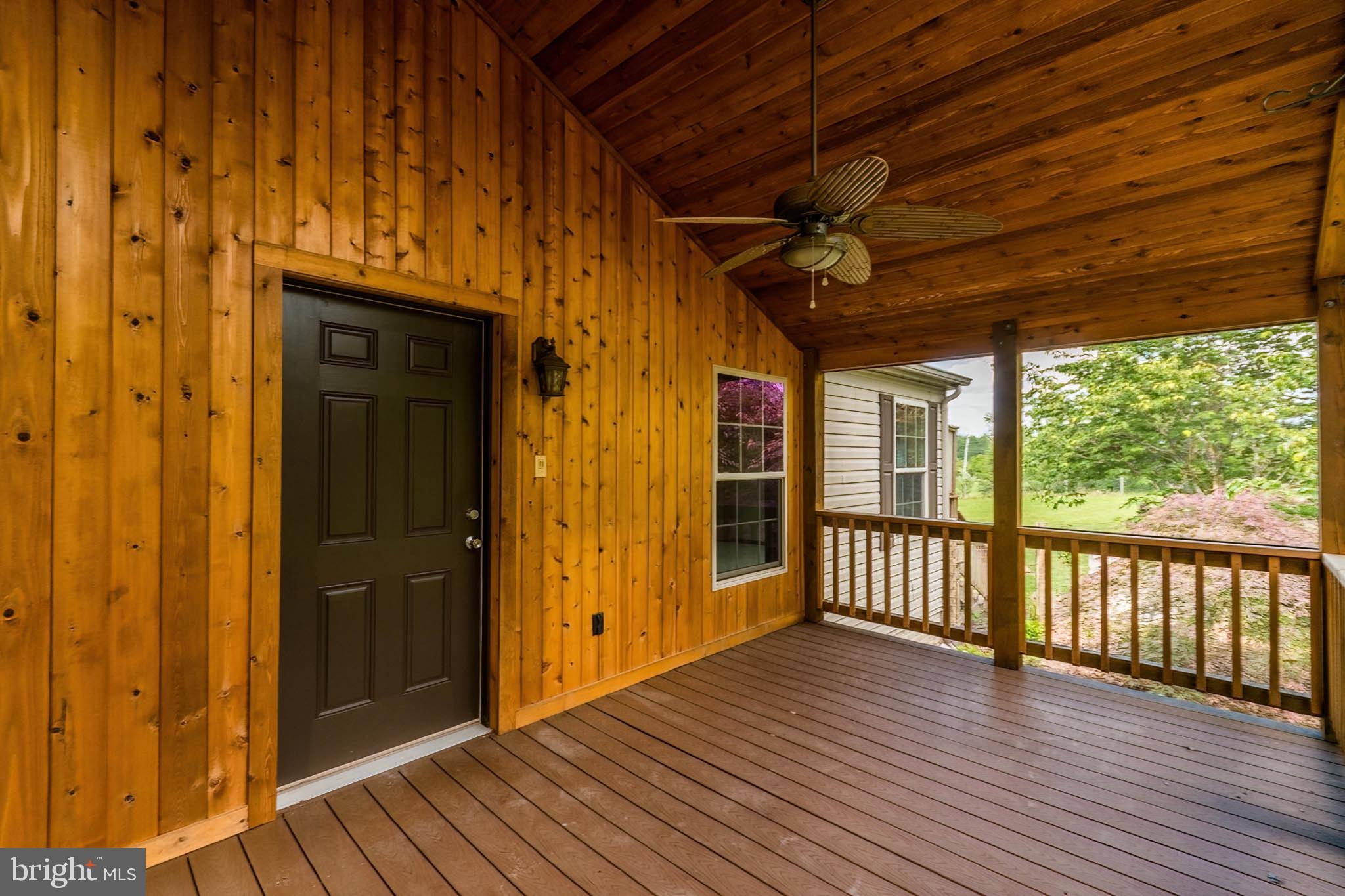 RED BARN - Residential