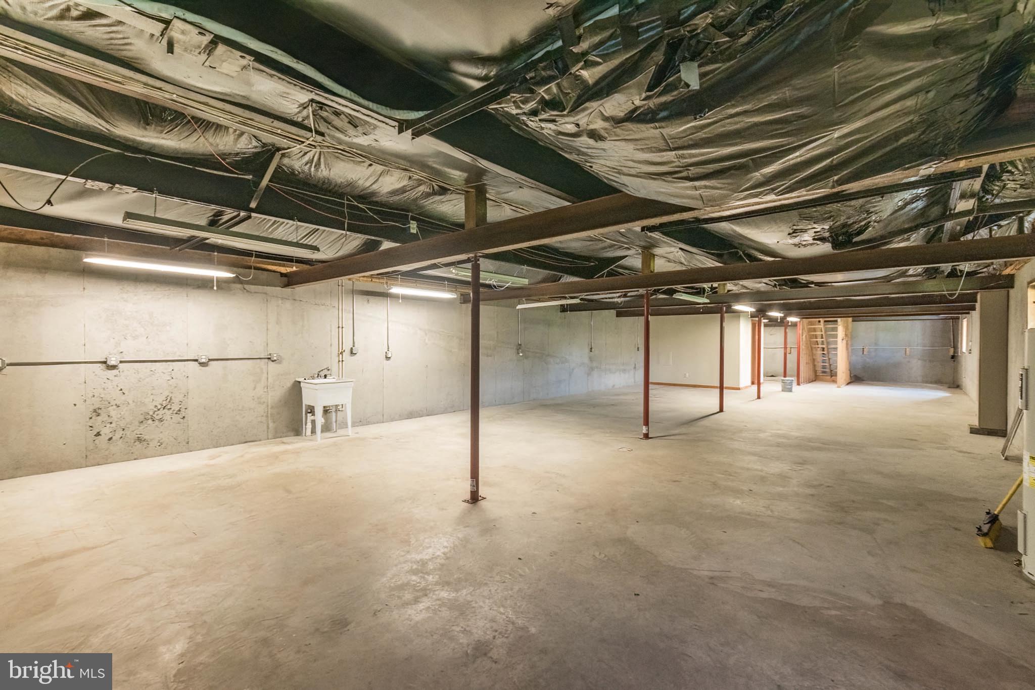 RED BARN - Residential