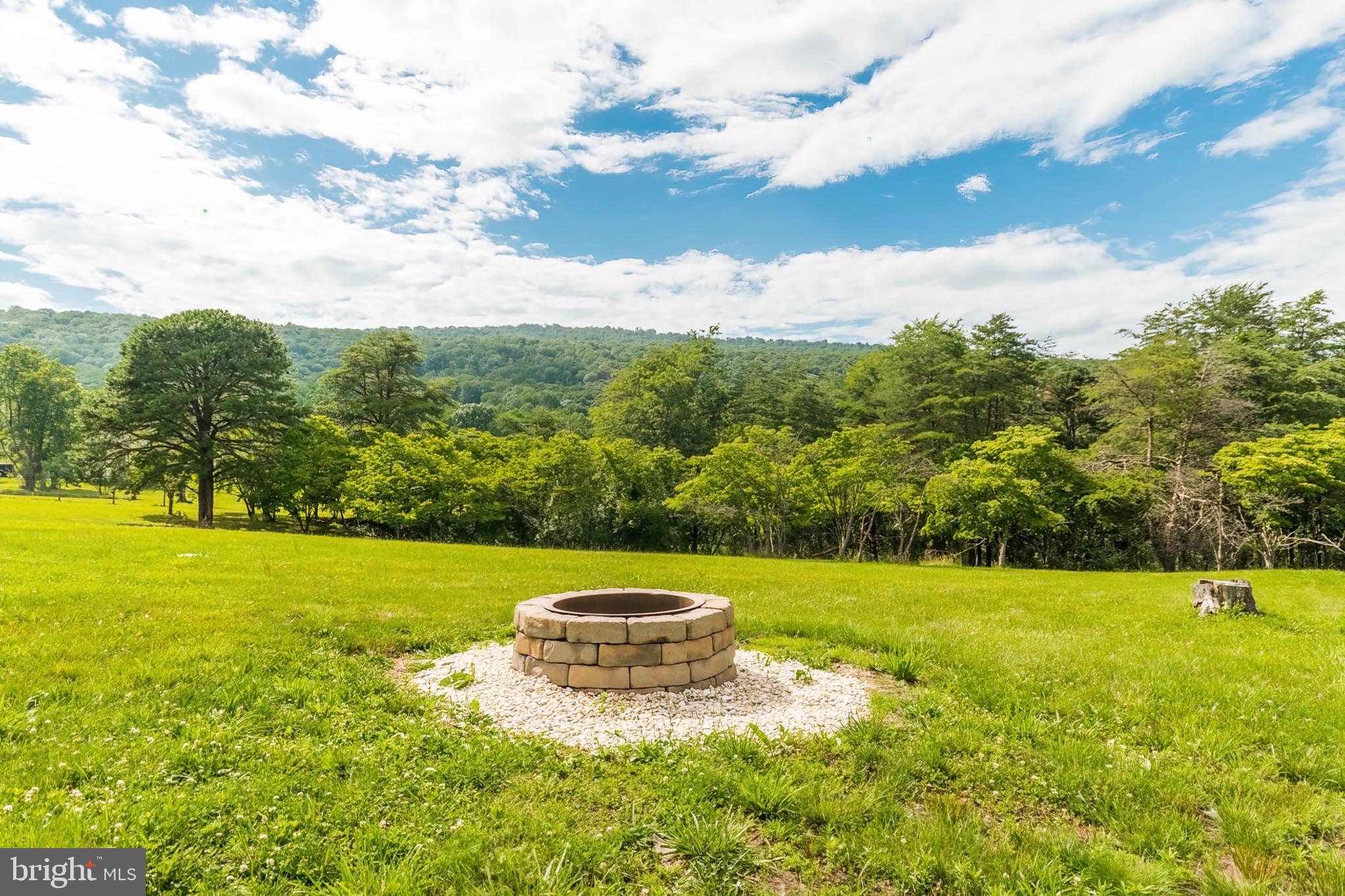 RED BARN - Residential