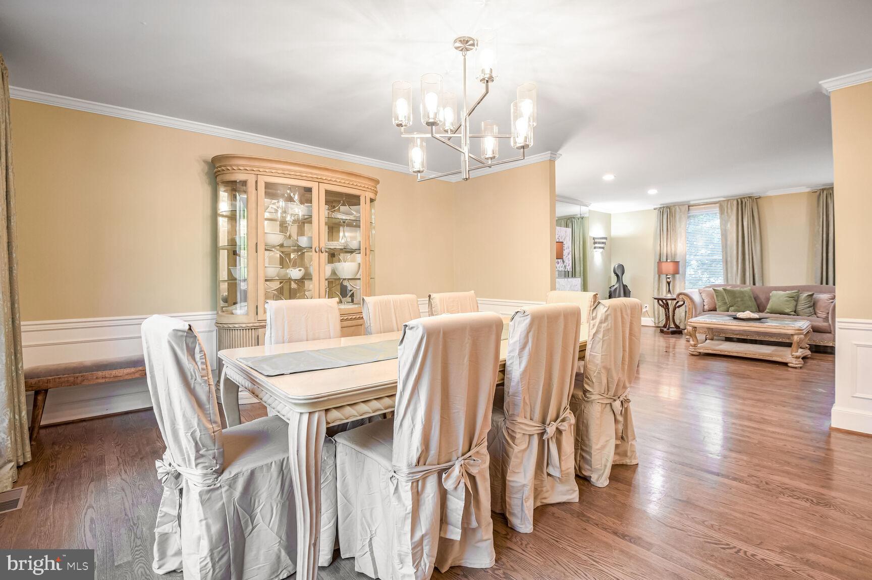 LAKE POTOMAC - Residential