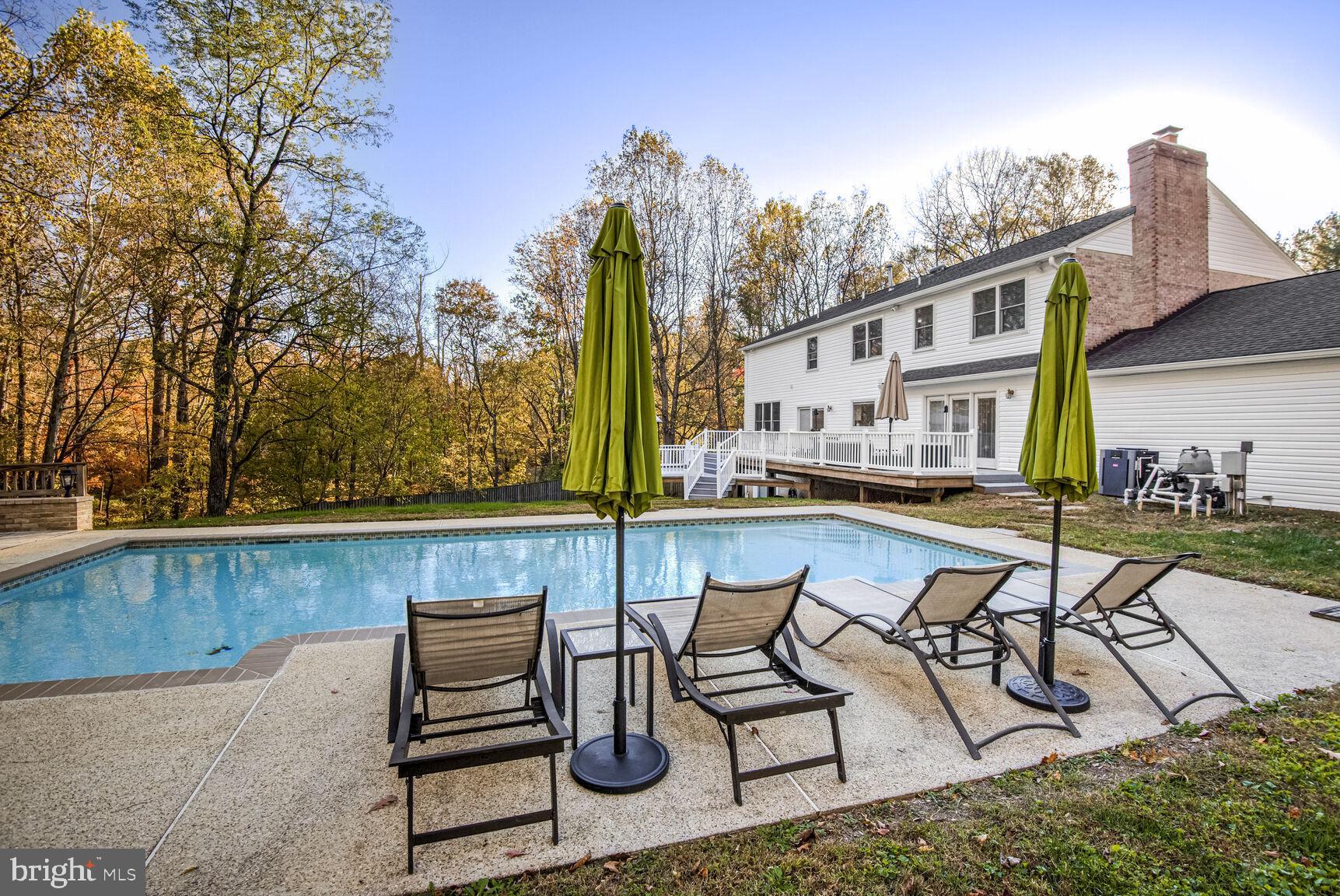 LAKE POTOMAC - Residential