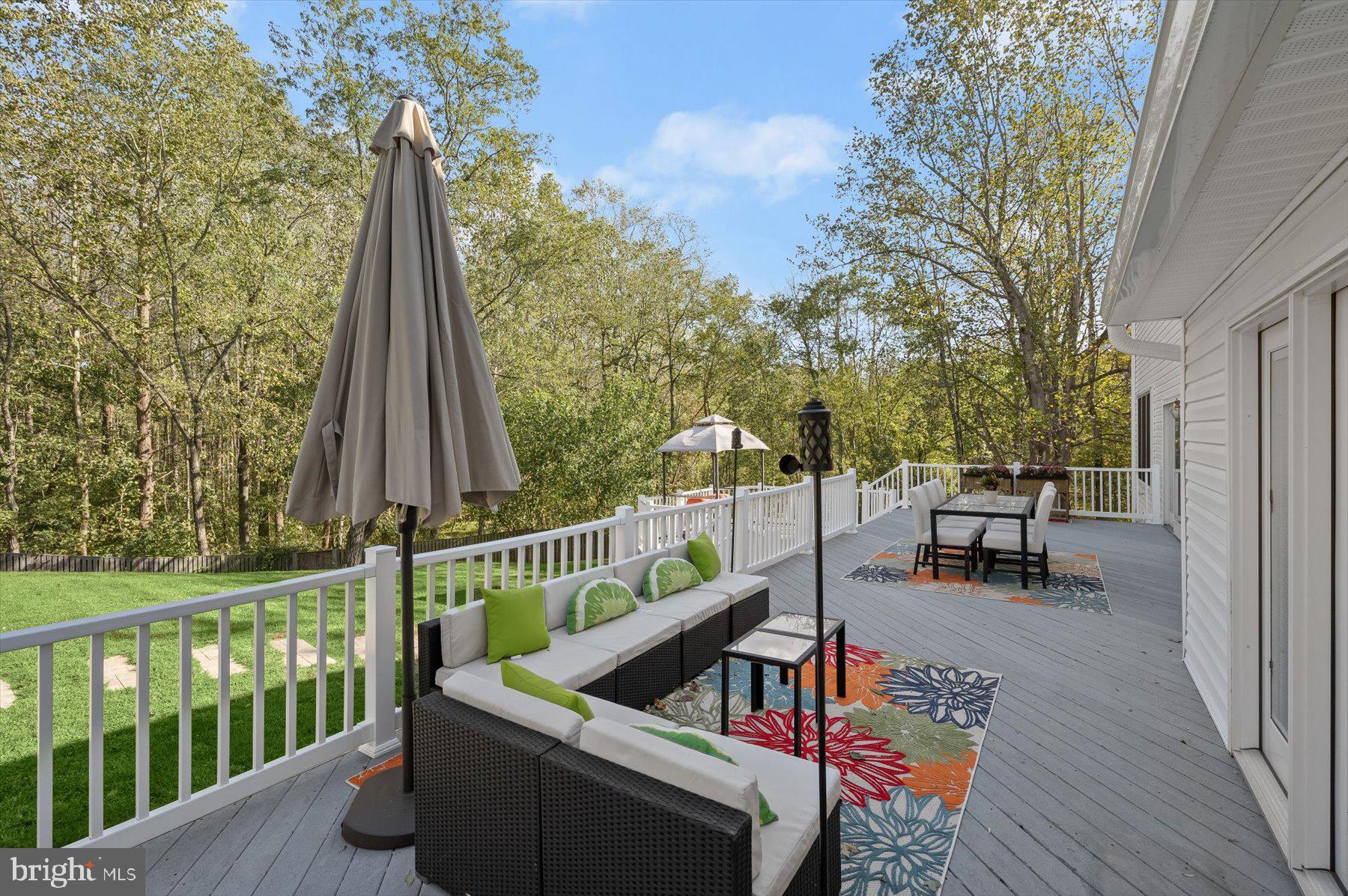 LAKE POTOMAC - Residential