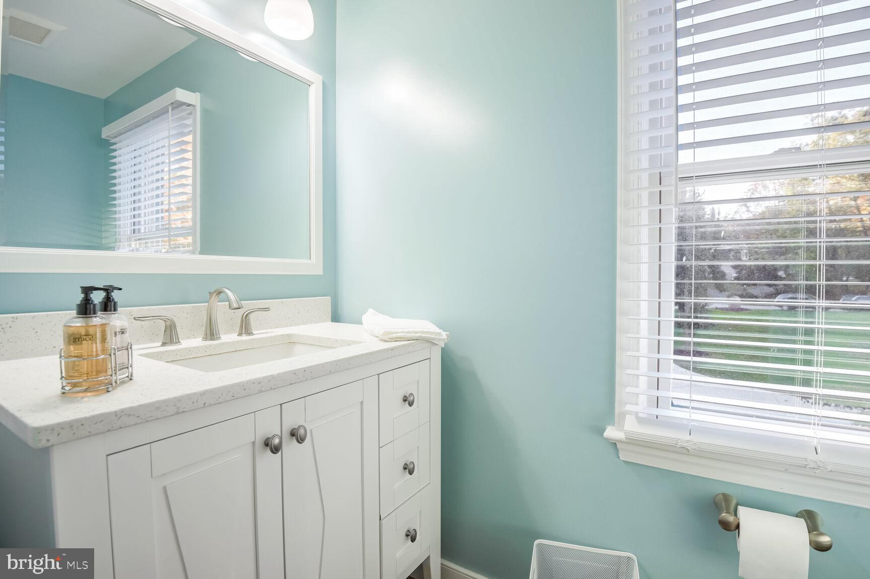 LAKE POTOMAC - Residential