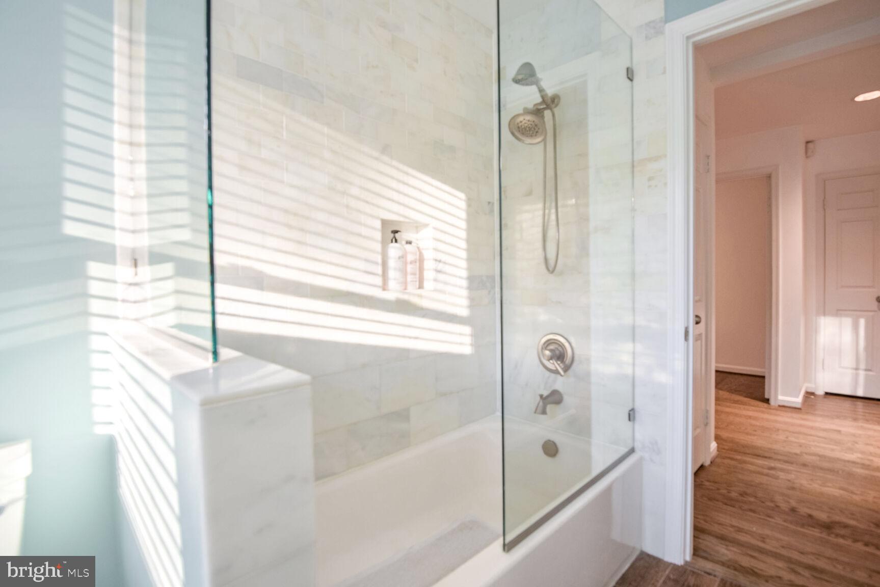 LAKE POTOMAC - Residential