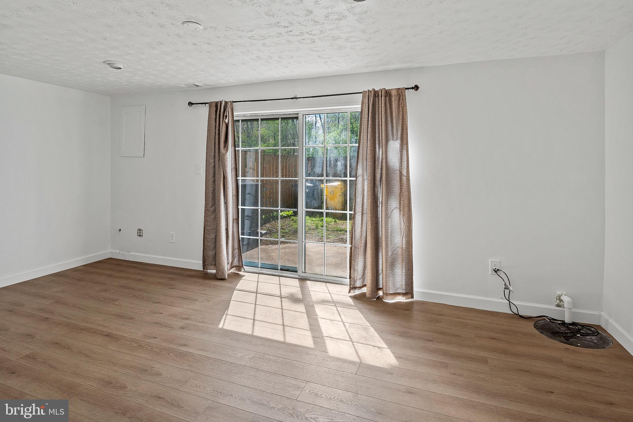 CROFTON SQUARE - Residential