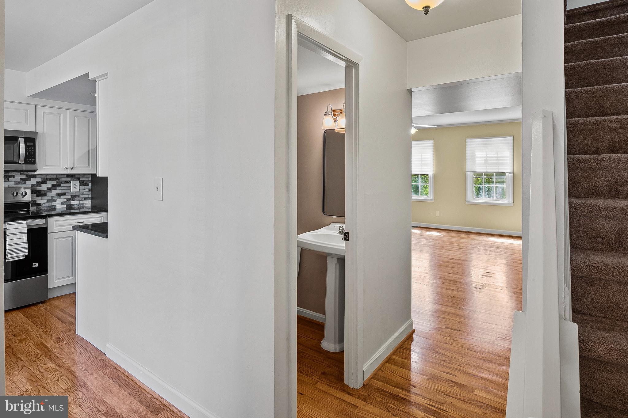 CROFTON SQUARE - Residential