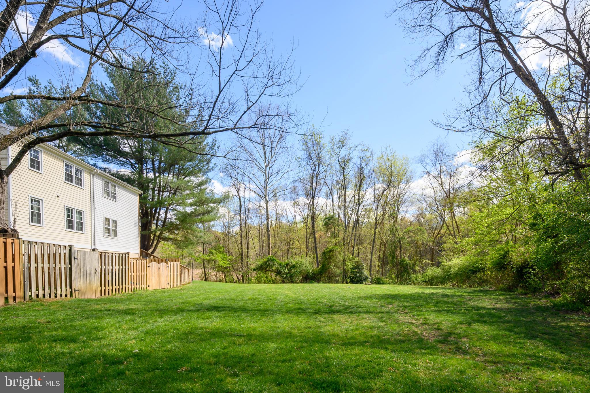 CROFTON SQUARE - Residential