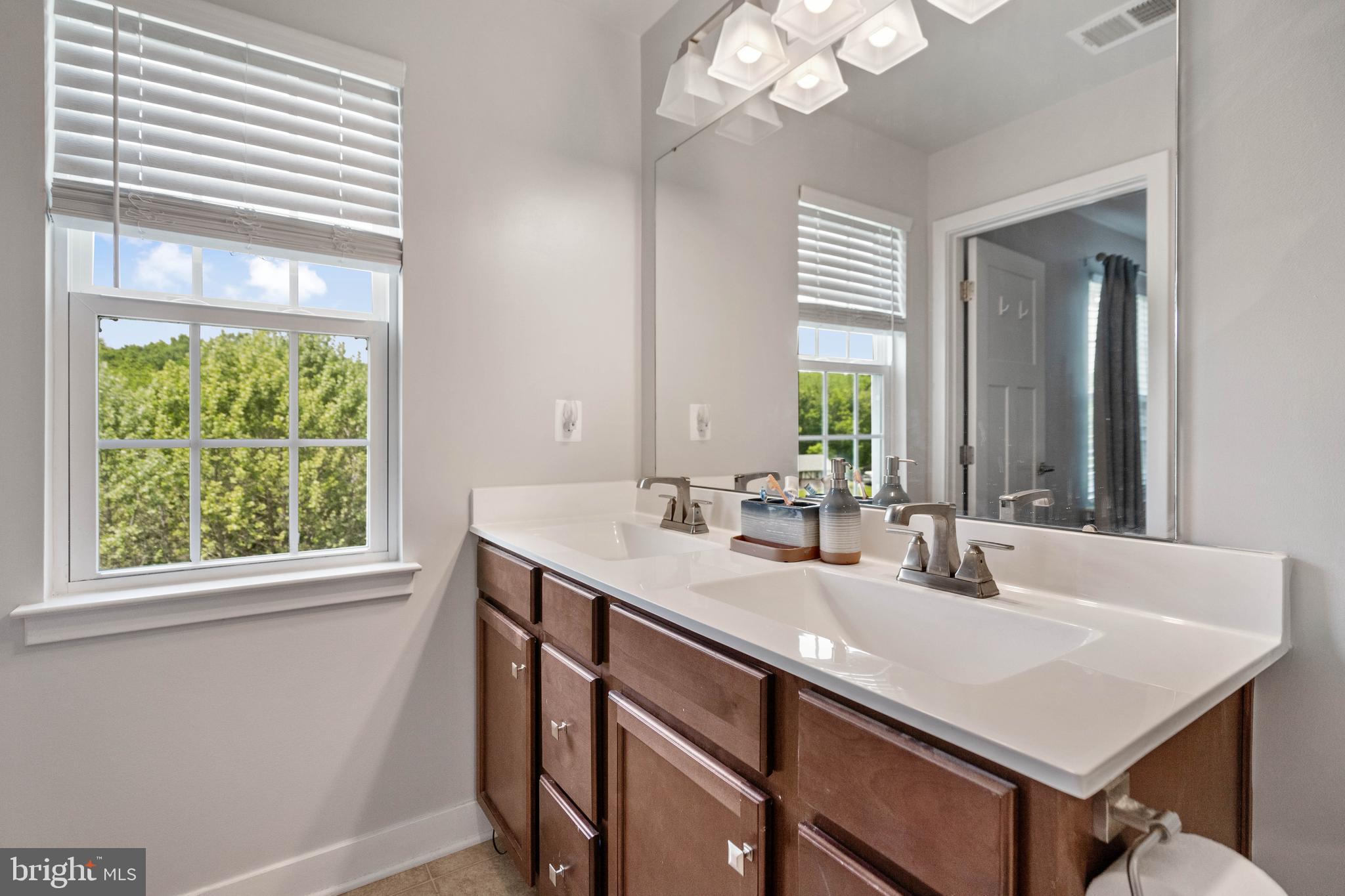 POTOMAC STATION - Residential