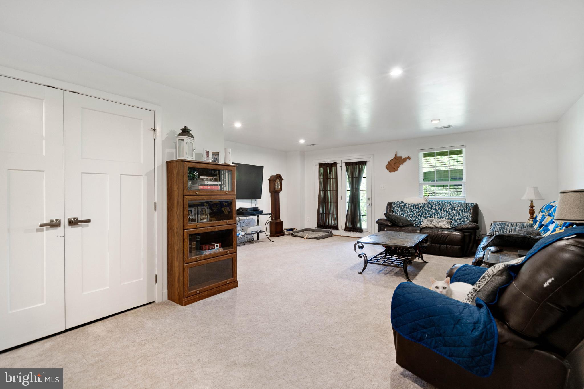 POTOMAC STATION - Residential