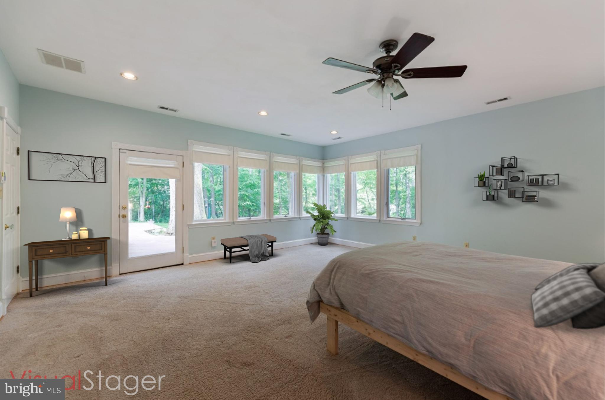 RAYMONDALE - Residential