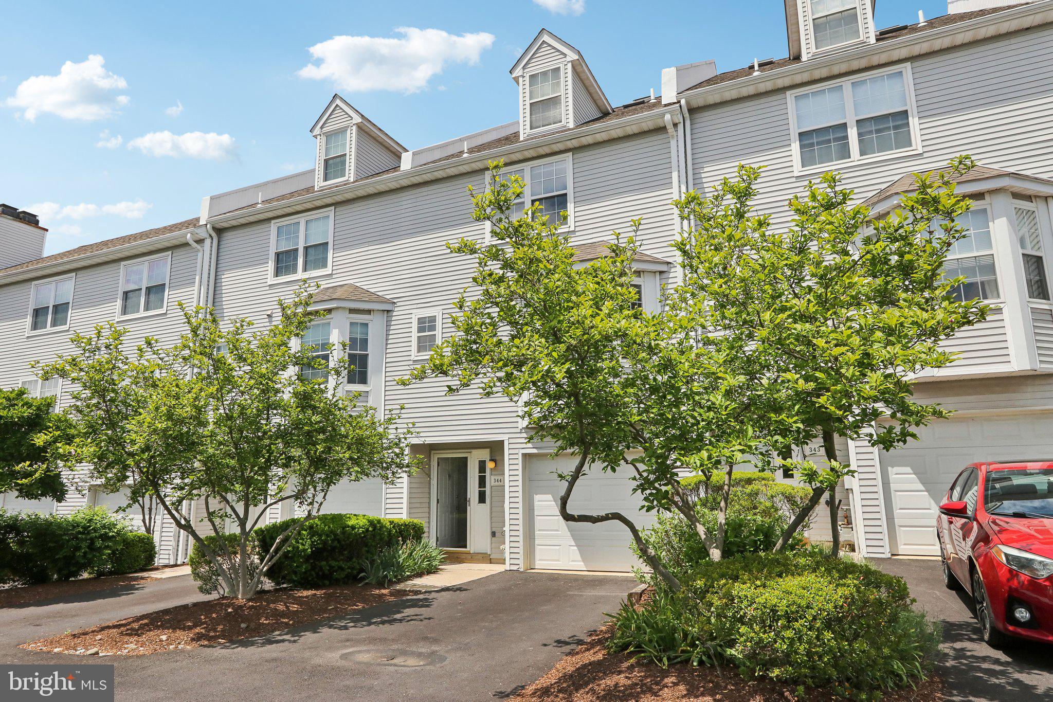 EXTON STATION - Residential