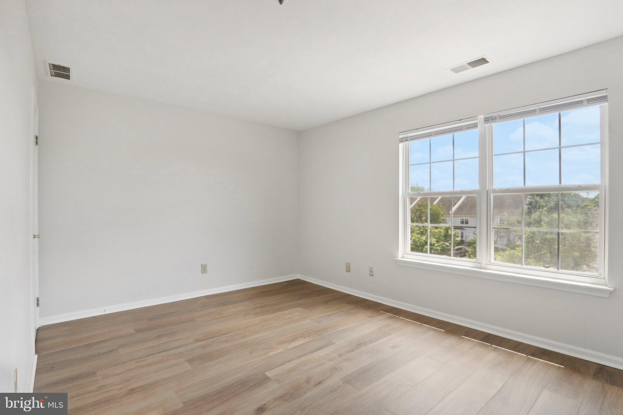 EXTON STATION - Residential