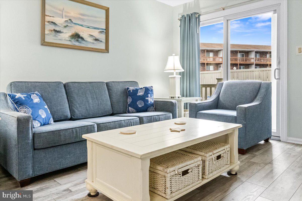 14409 LIGHTHOUSE AVENUE 6