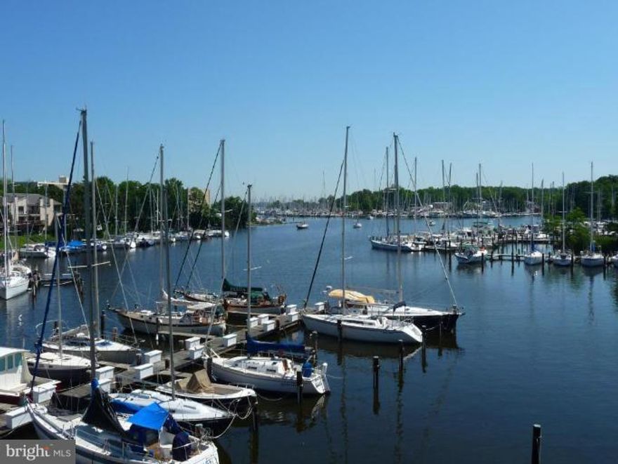 Top floor waterfront condo with broad views of the Back Creek and community pool.  HOA is paid for by the owner, which includes ALL utilities except for electric.  Severn House is walking distance to downtown Annapolis and athletic club. Enjoy the gorgeous waterfront pool and promenade around the water.