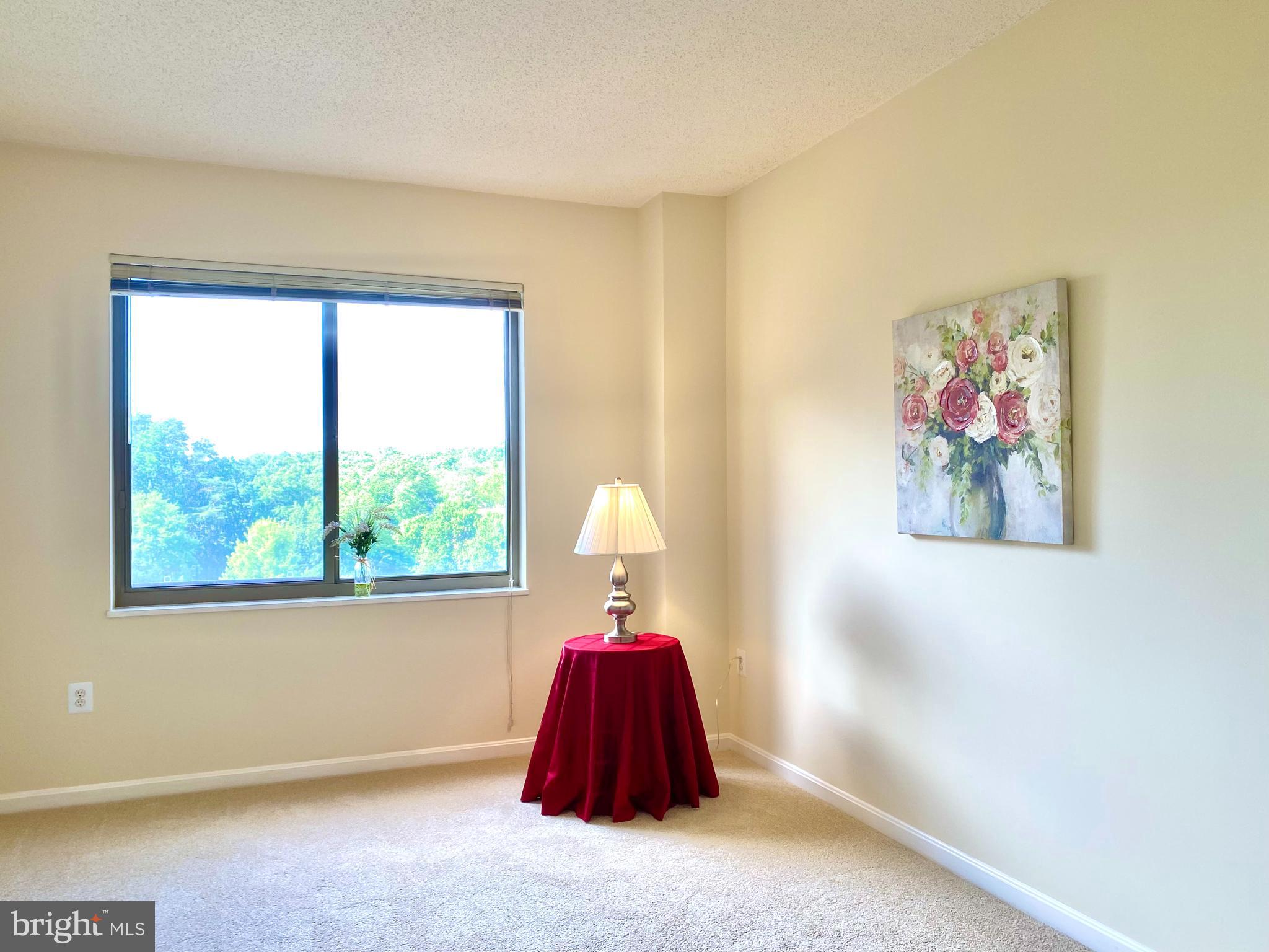 LEISURE WORLD - Residential