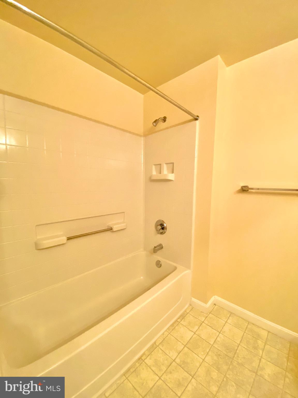 LEISURE WORLD - Residential