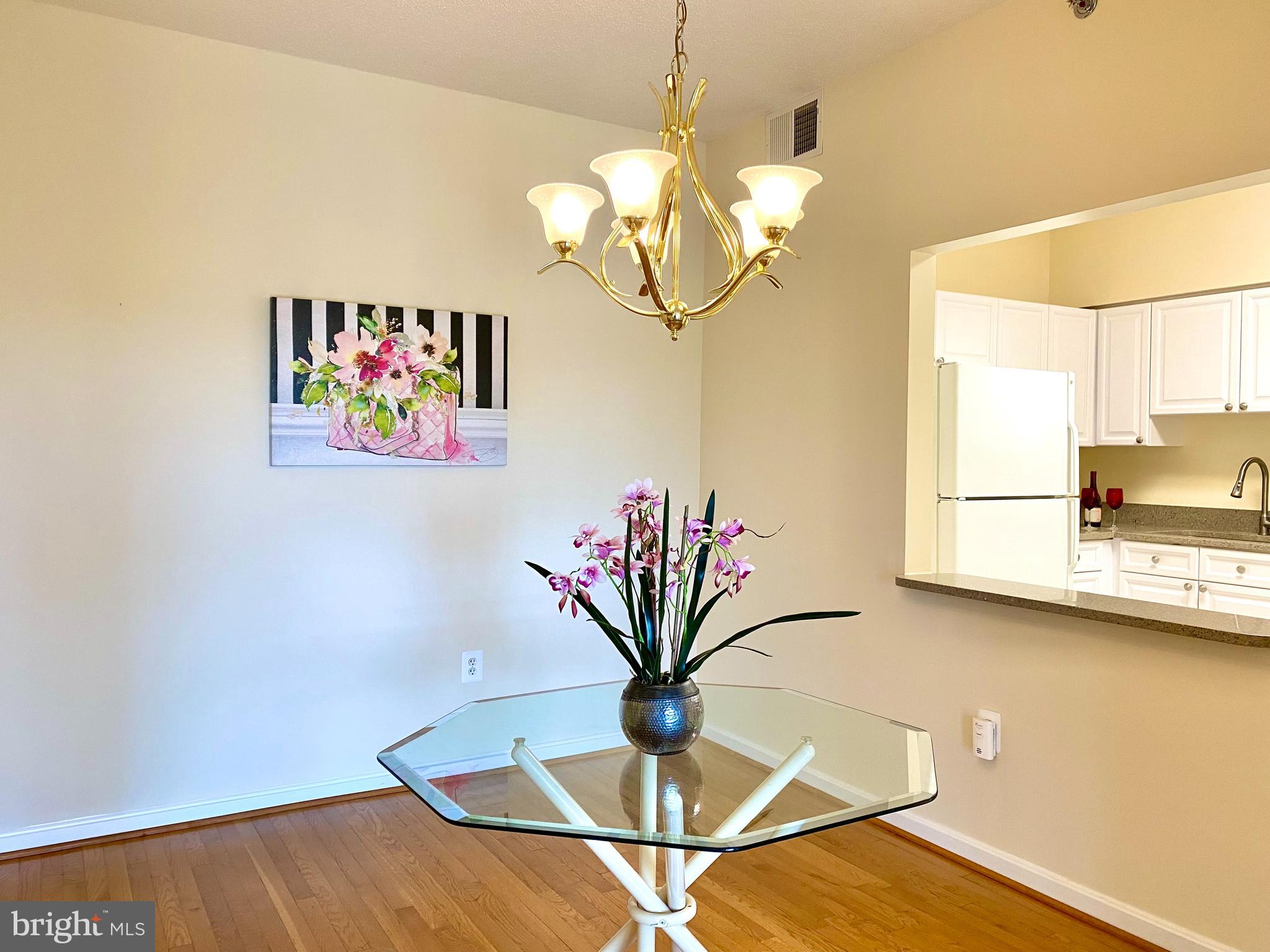 LEISURE WORLD - Residential