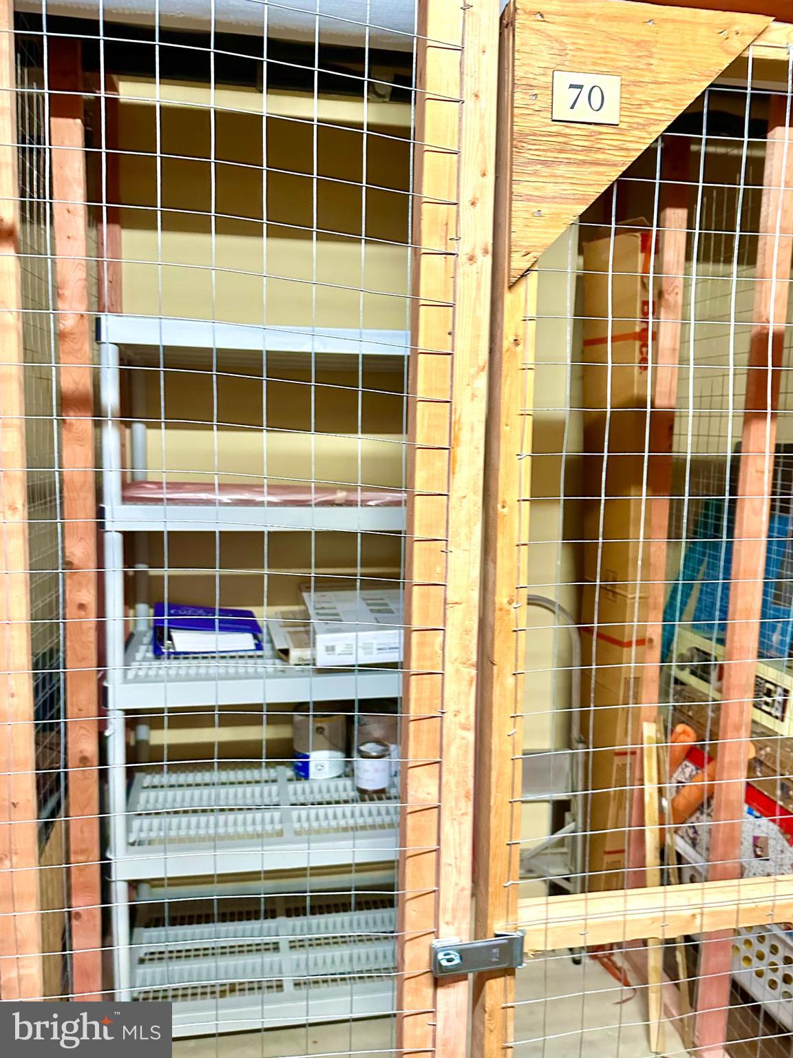 LEISURE WORLD - Residential