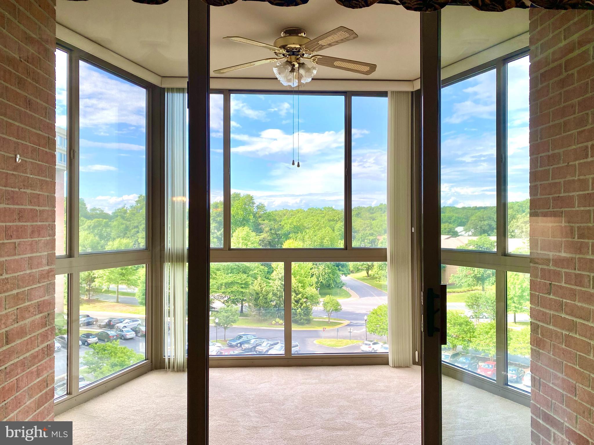 LEISURE WORLD - Residential