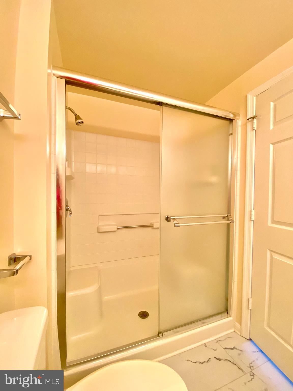 LEISURE WORLD - Residential