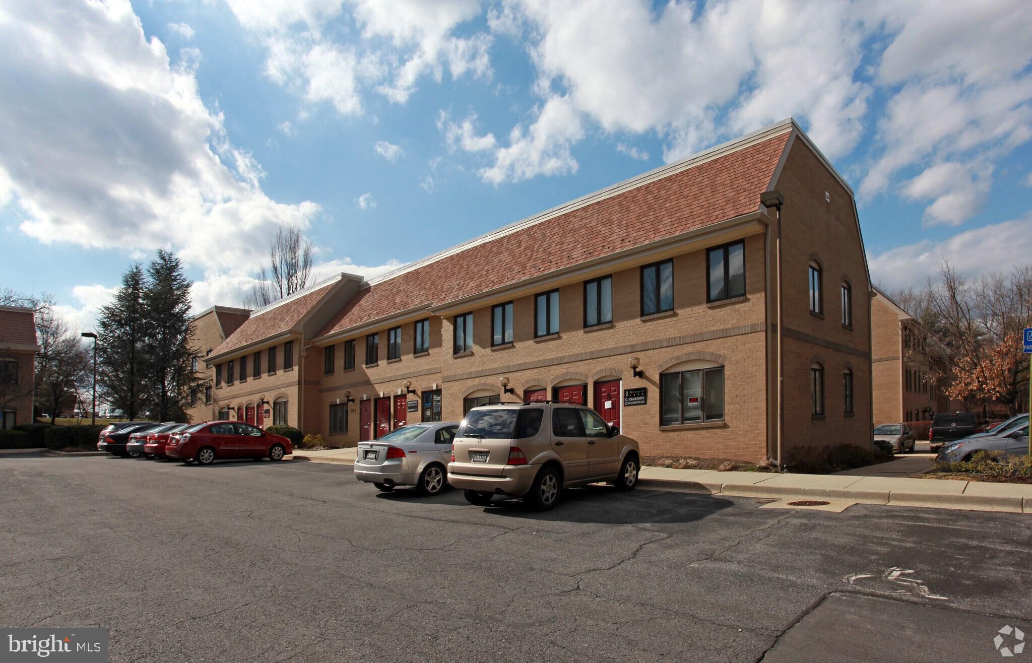 965 RUSSELL AVENUE 3301