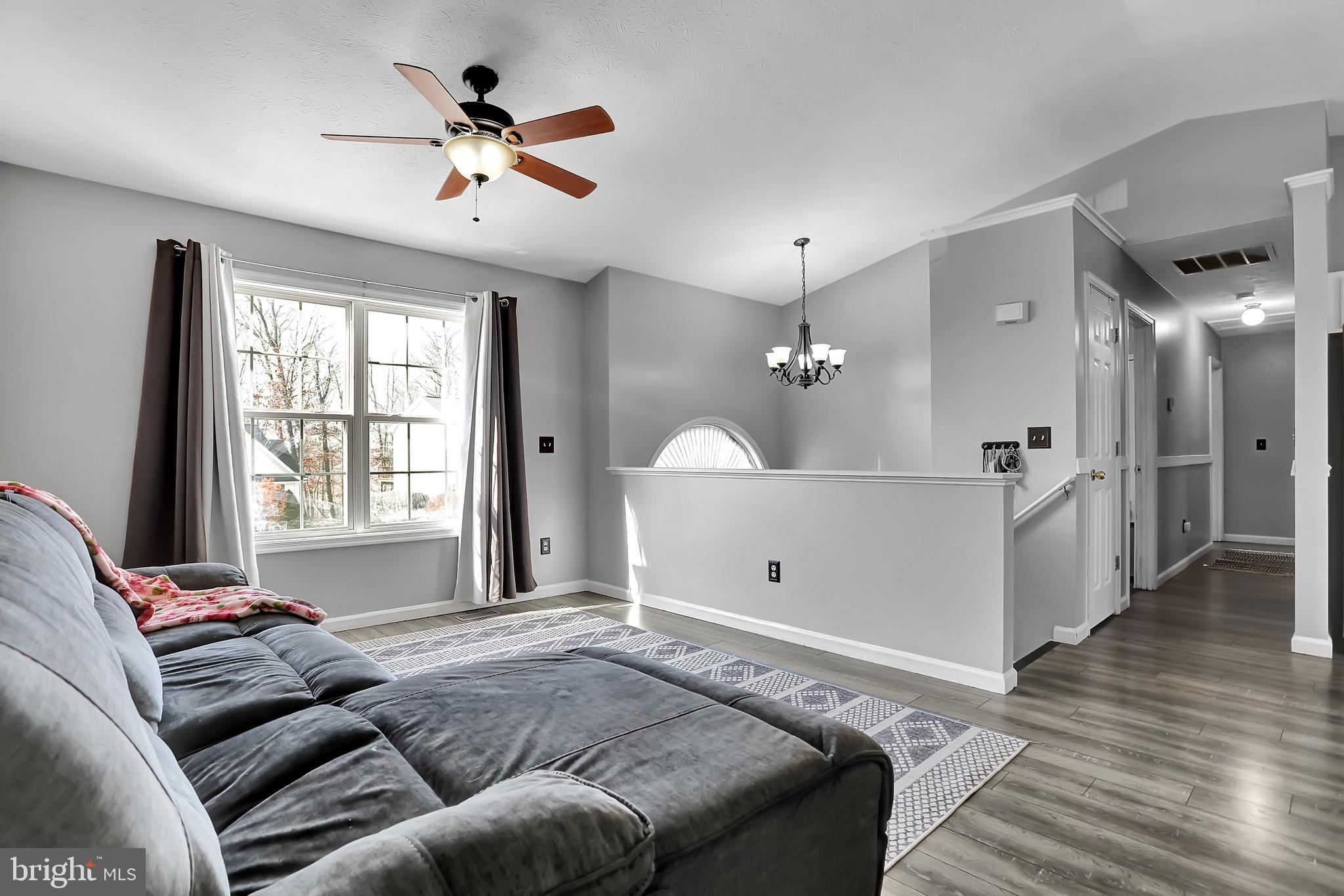 DOUGLAS OAKS - Residential