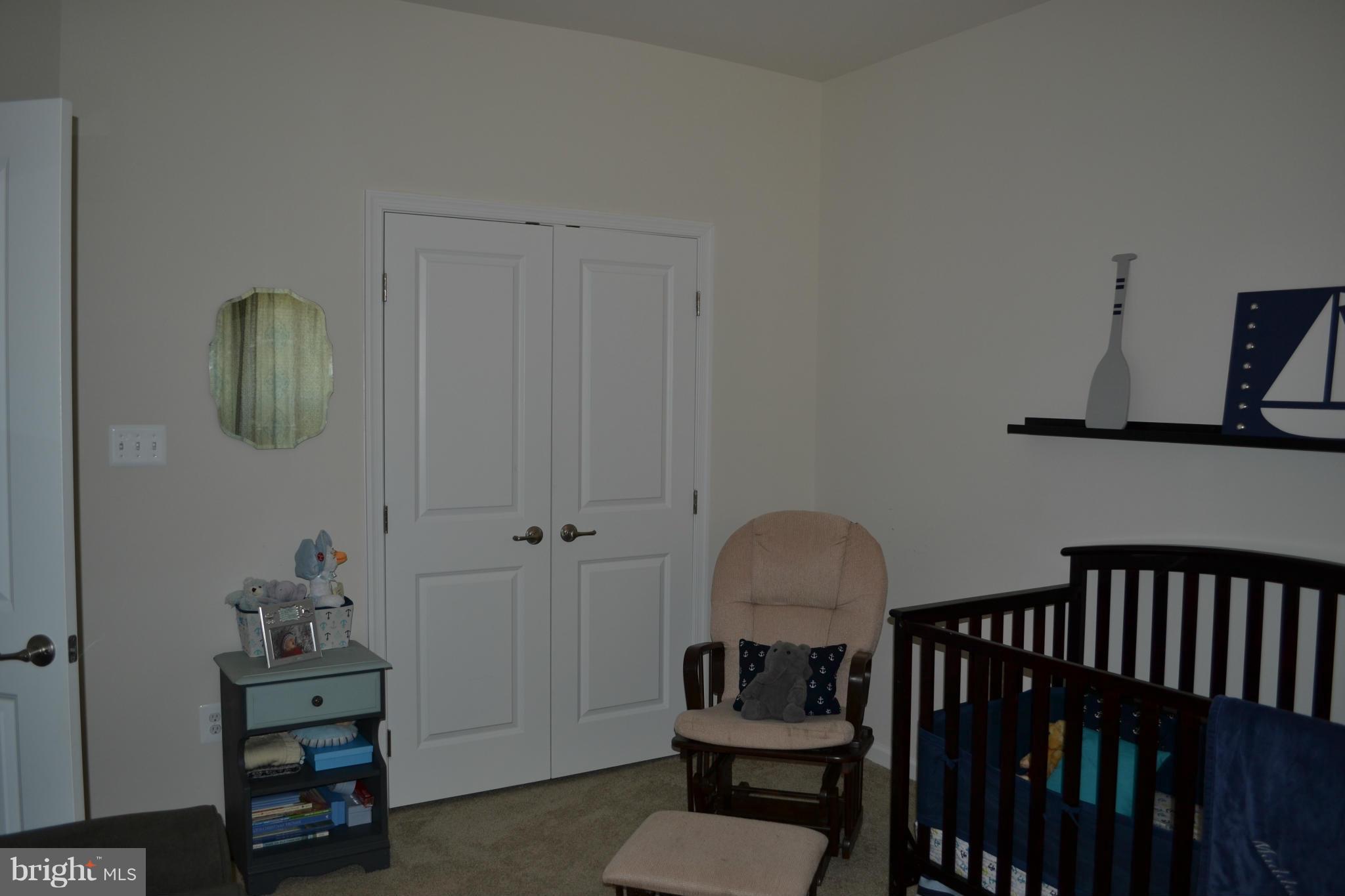 TOWN CENTER COMMONS - Residential Lease