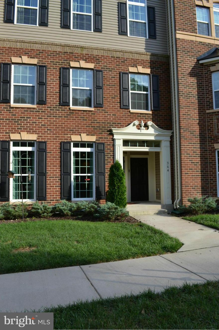 Beautiful Home in Town Center Commons.  Open Floor Plan with Upgraded Kitchen with Gas Cooking, Stainless Steel, Granite, & Breakfast Bar. Deck & Family Room off of the Kitchen. Huge Living Room/Dining Room Combination. Master Bedroom with 2 Walk In Closets. Upgraded Master Bath with Double Sinks & Shower with Double Shower Heads. Upstairs Laundry. 1 Car Garage with Additional Parking.