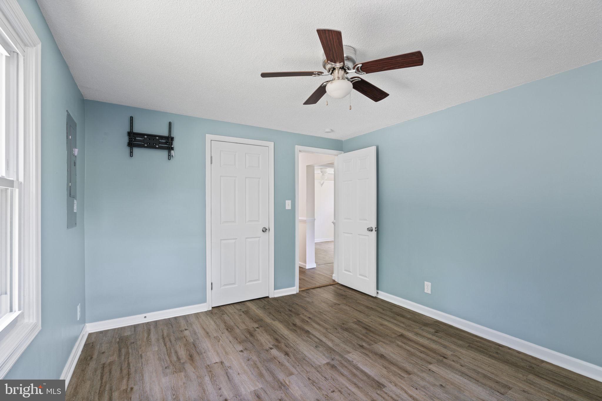 LAKE ARROWHEAD - Residential