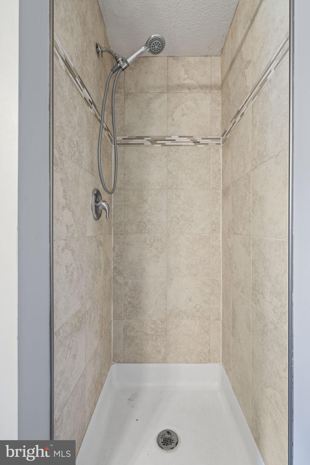 LAKE ARROWHEAD - Residential