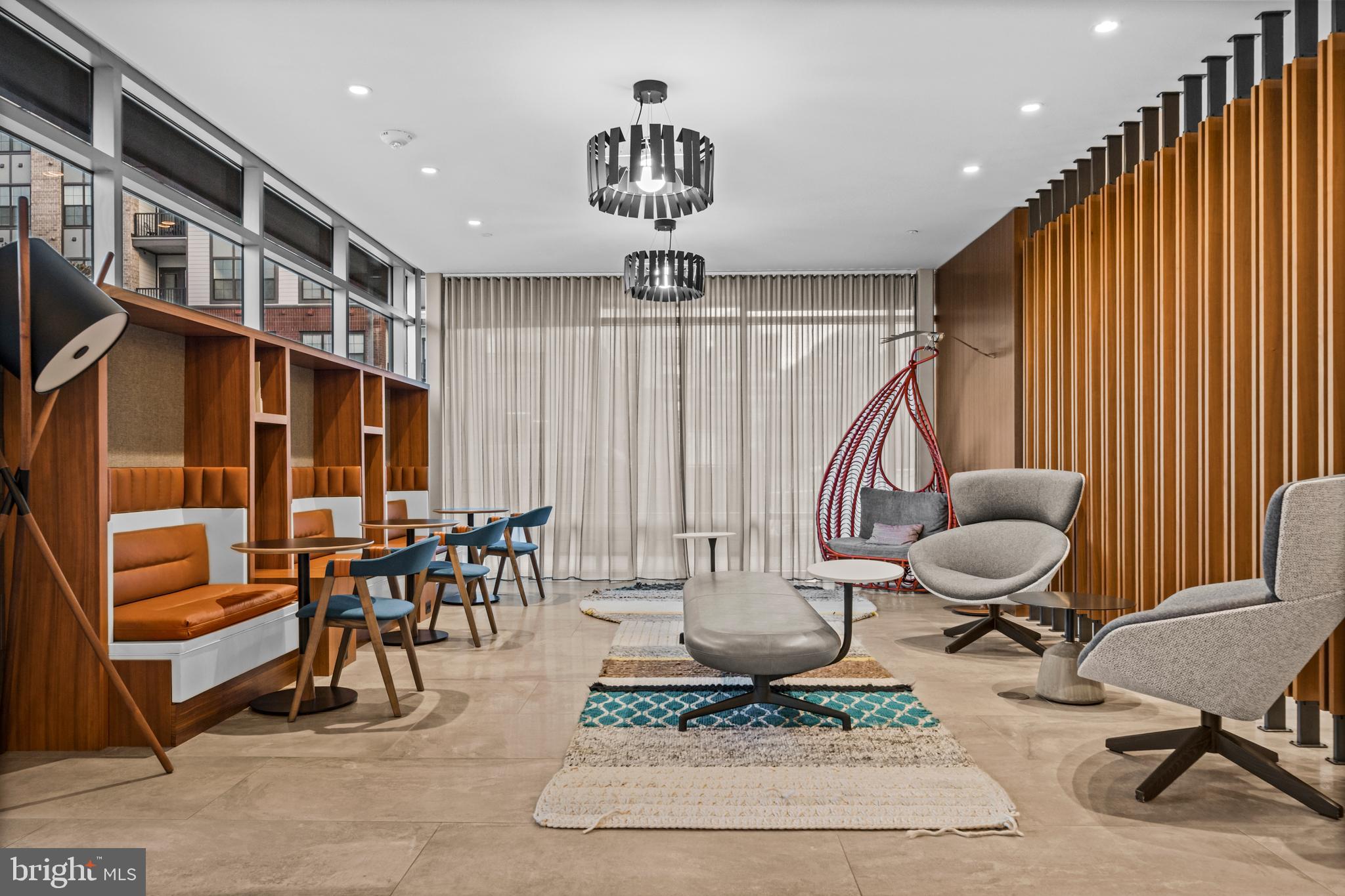 NATIONAL HARBOR - Residential