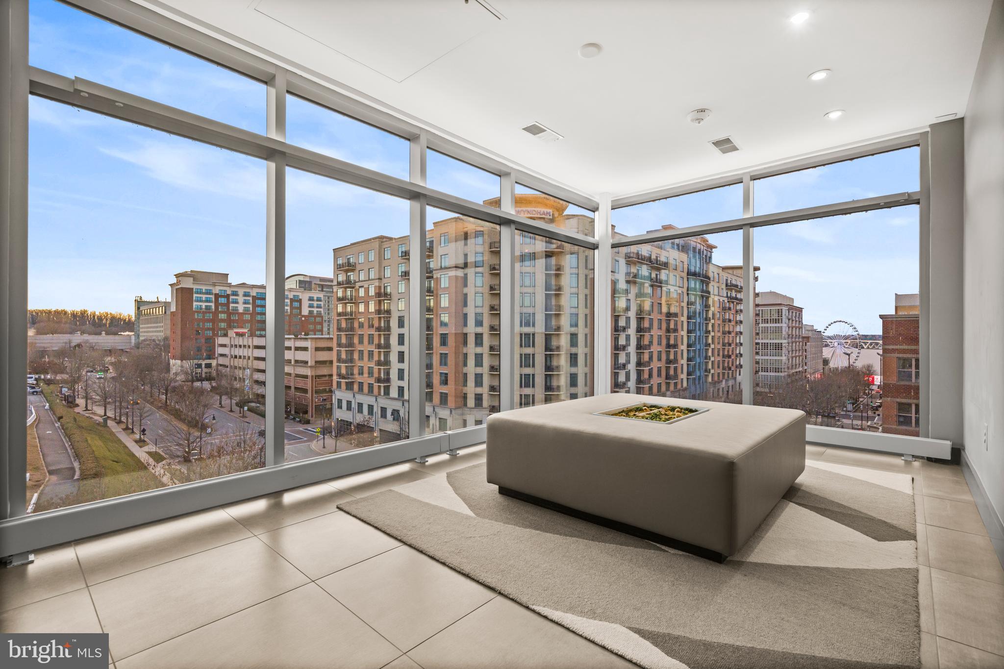 NATIONAL HARBOR - Residential