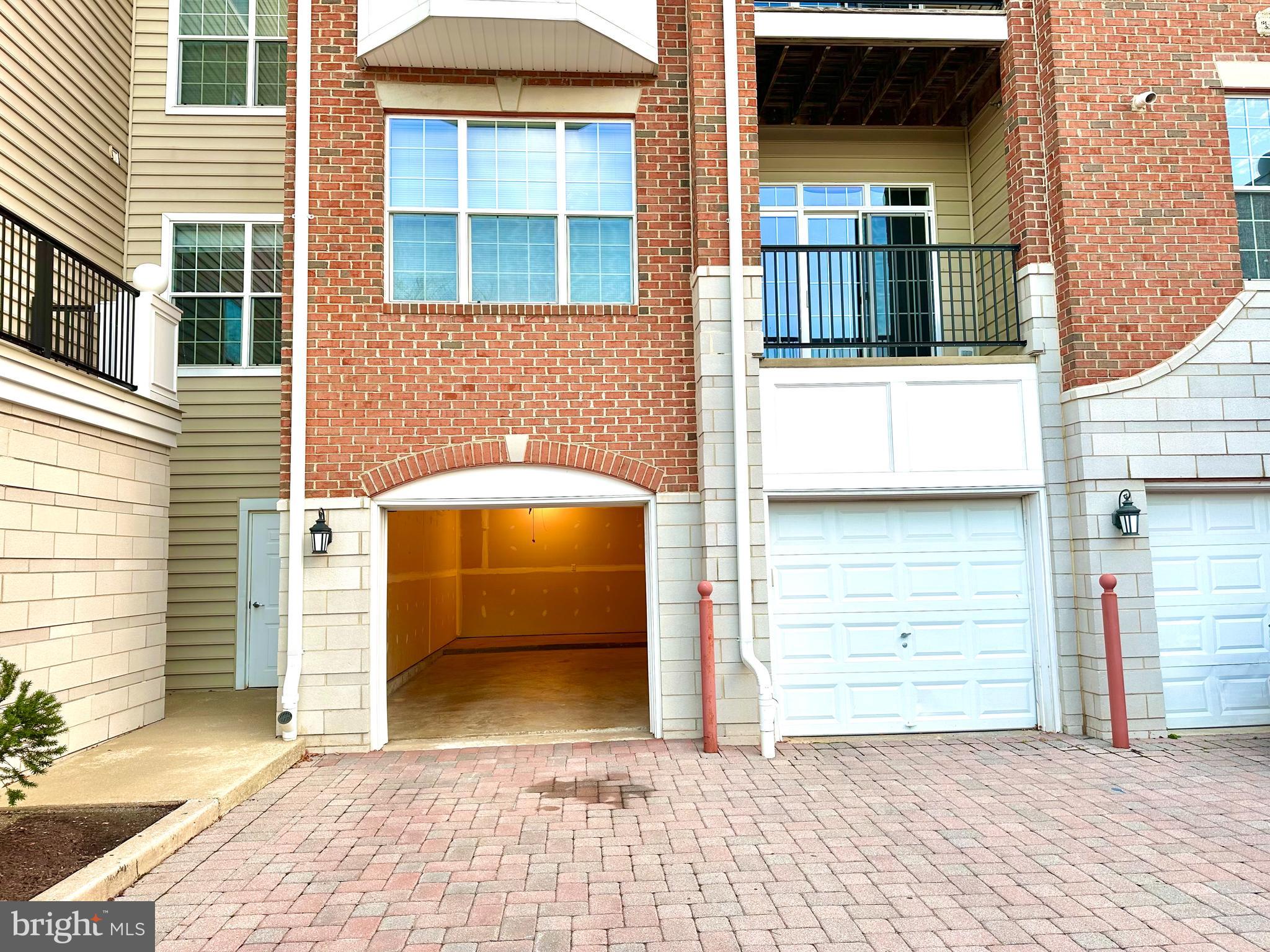 FIELDSTONE - Residential