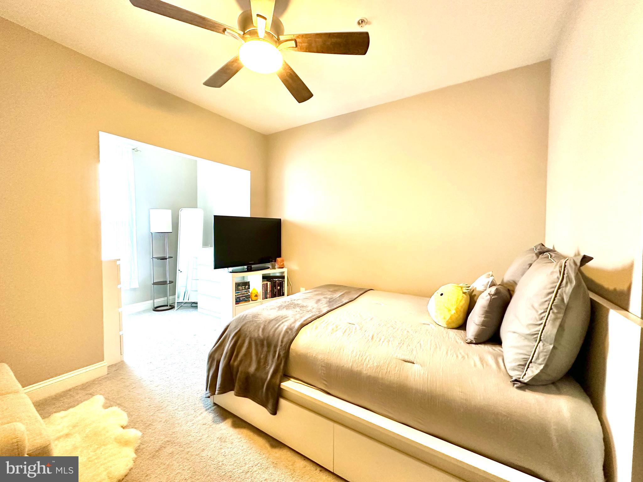 FIELDSTONE - Residential