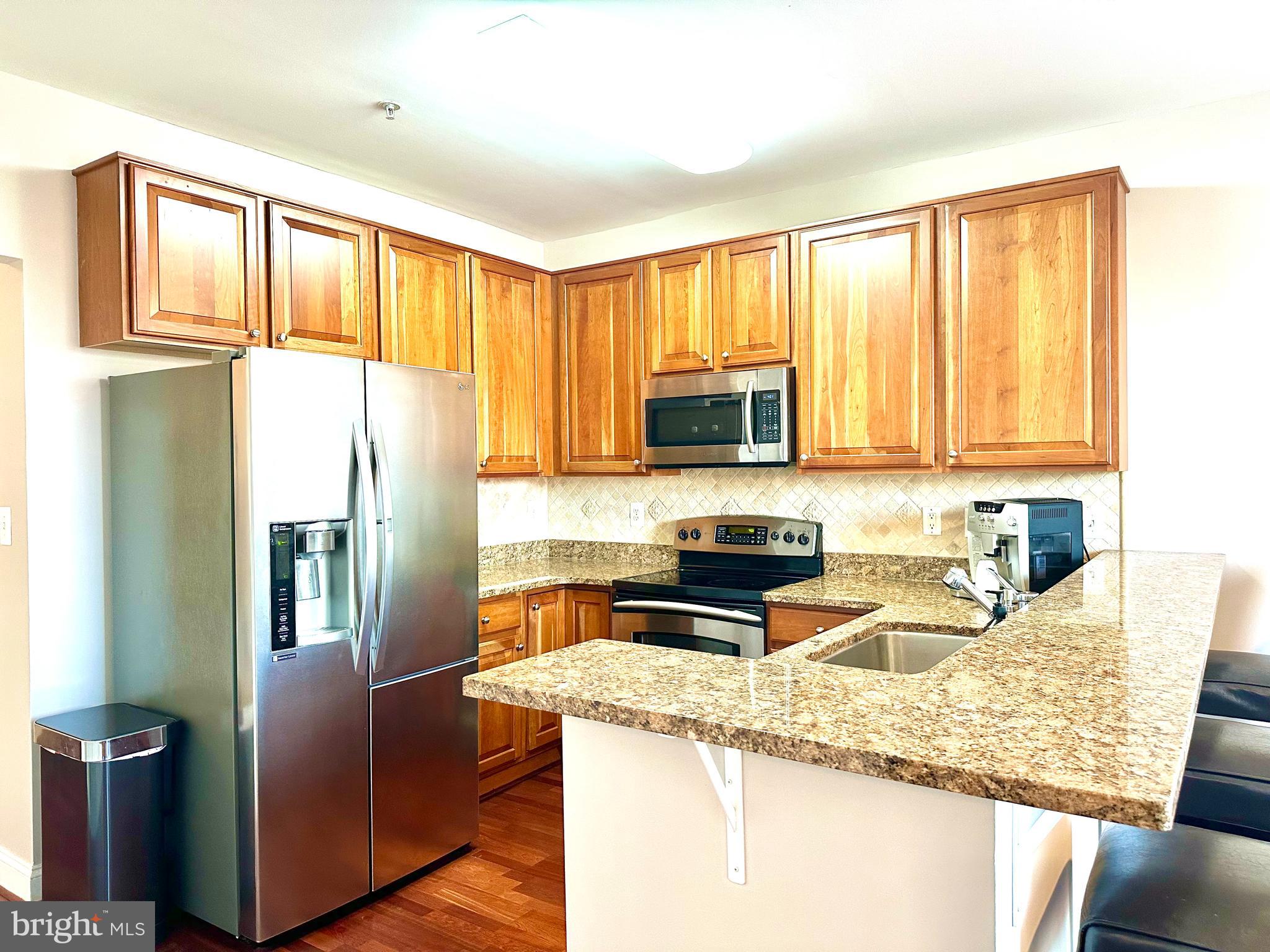 FIELDSTONE - Residential