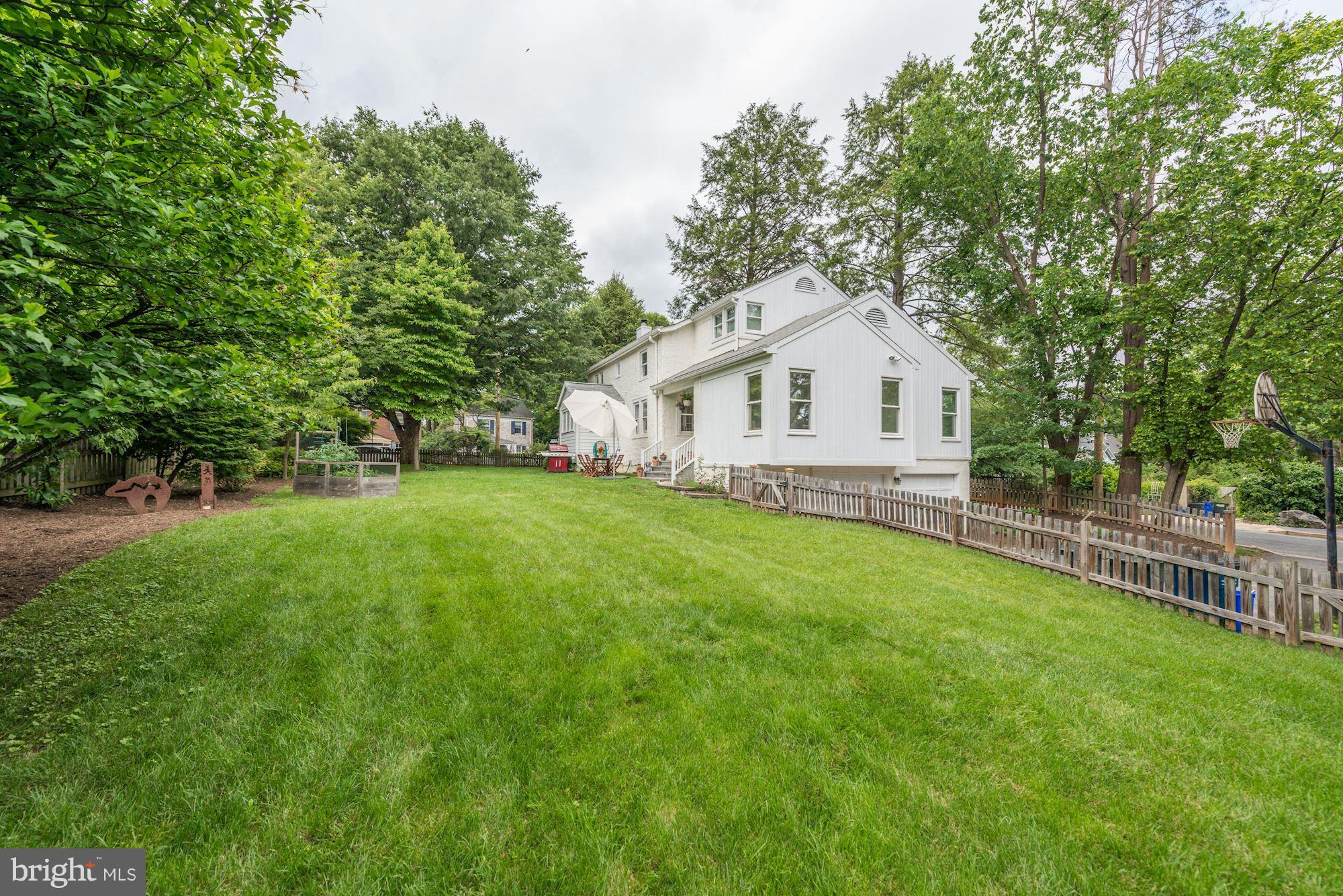 CRESTVIEW - Residential