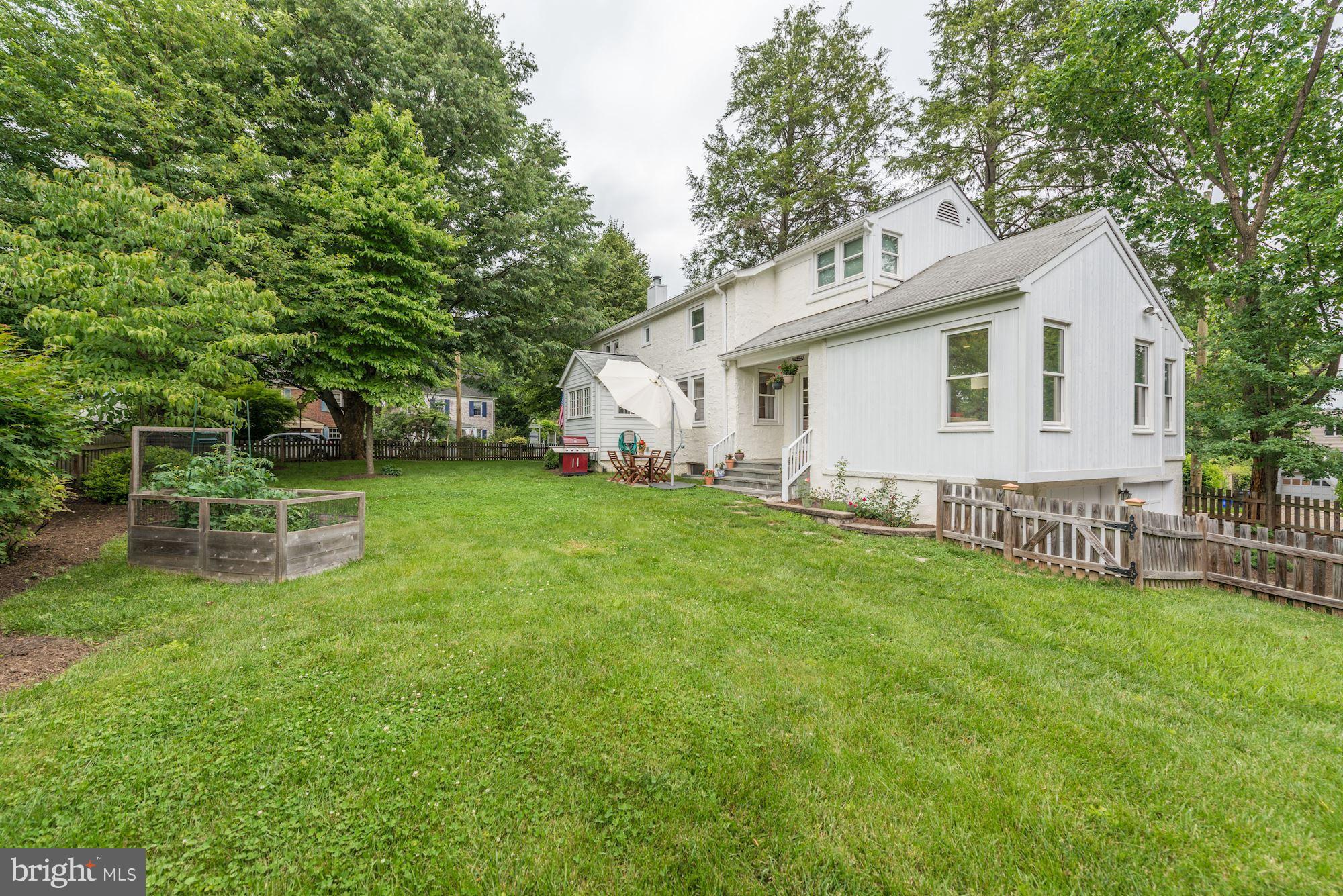 CRESTVIEW - Residential